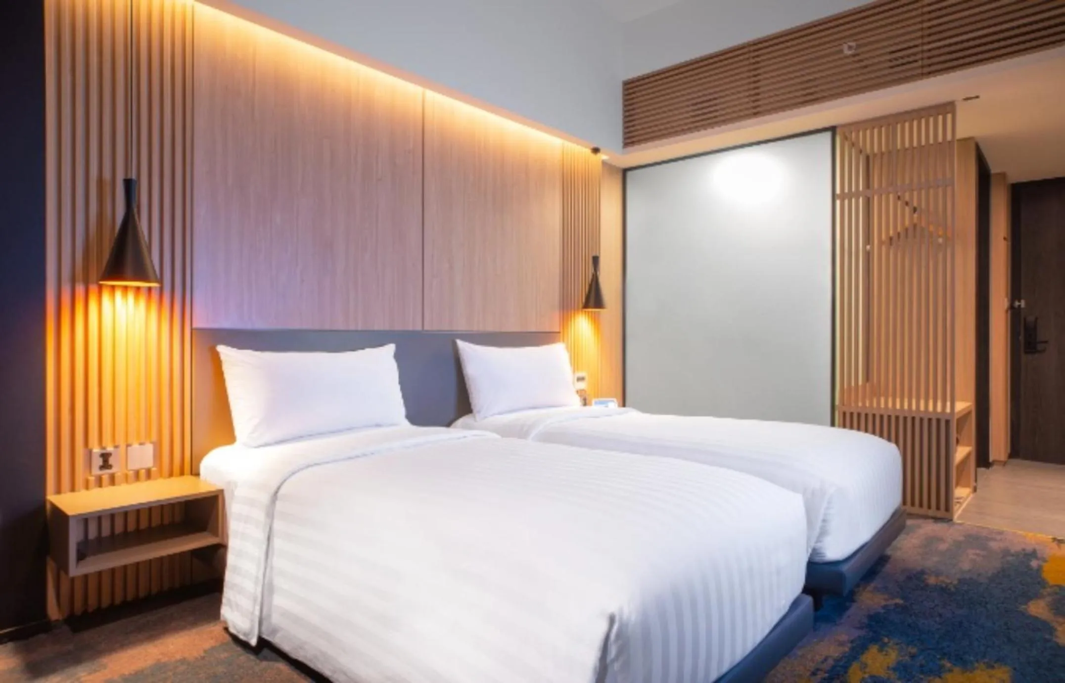 Bed in Aston Serang Hotel & Convention Center