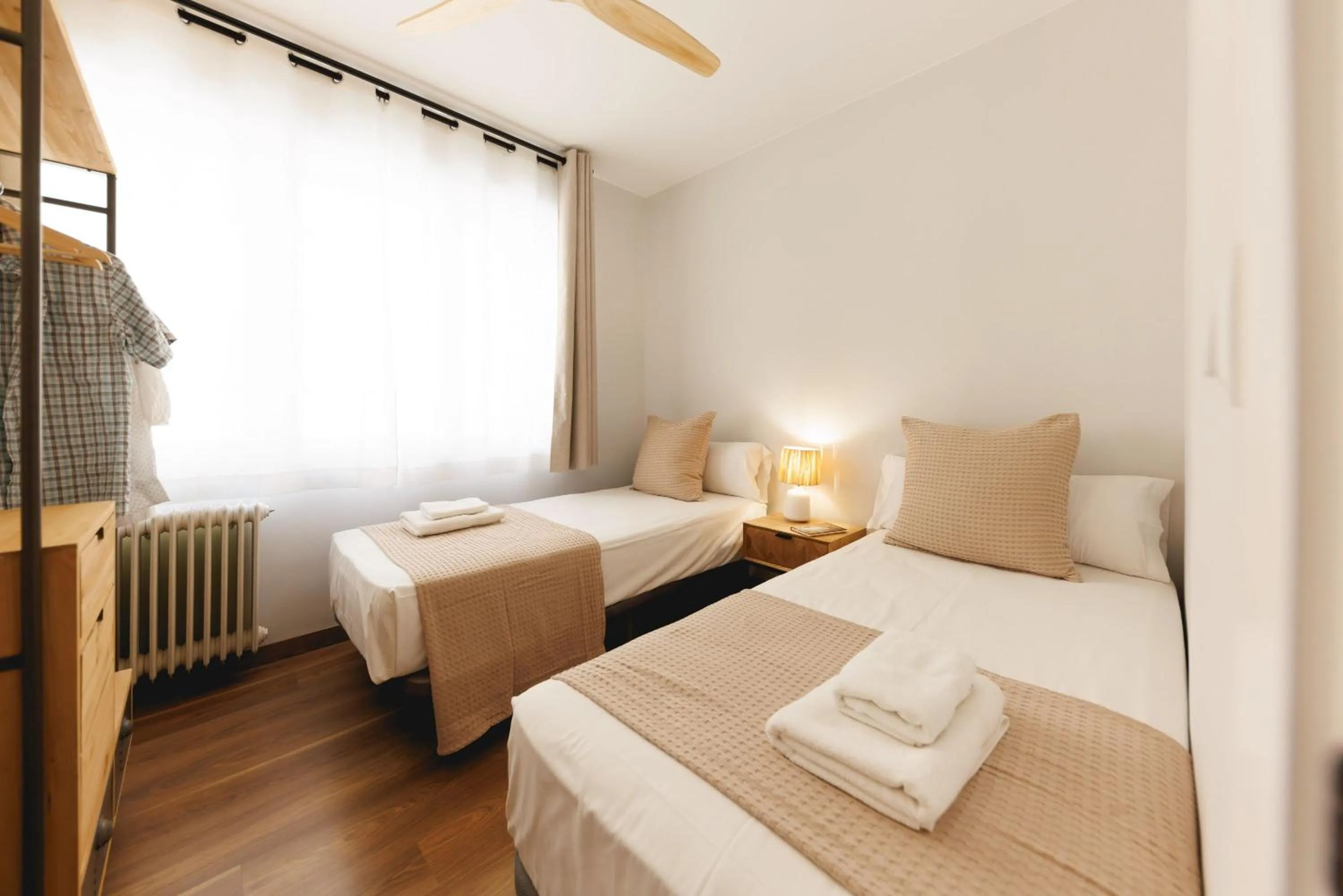Bed in Bravissimo Figuerola, Spacious 3-bedroom apartment
