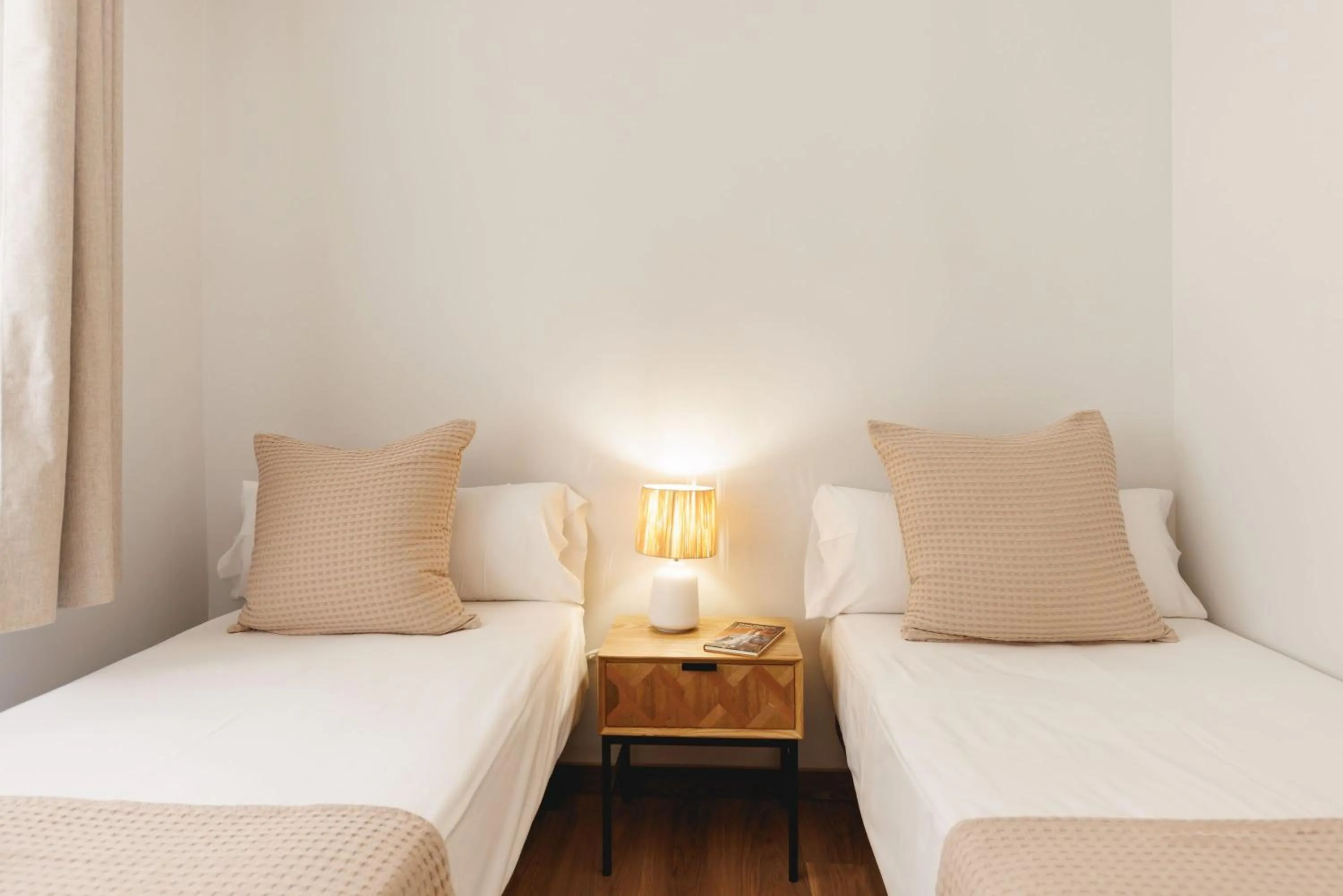 Bed in Bravissimo Figuerola, Spacious 3-bedroom apartment