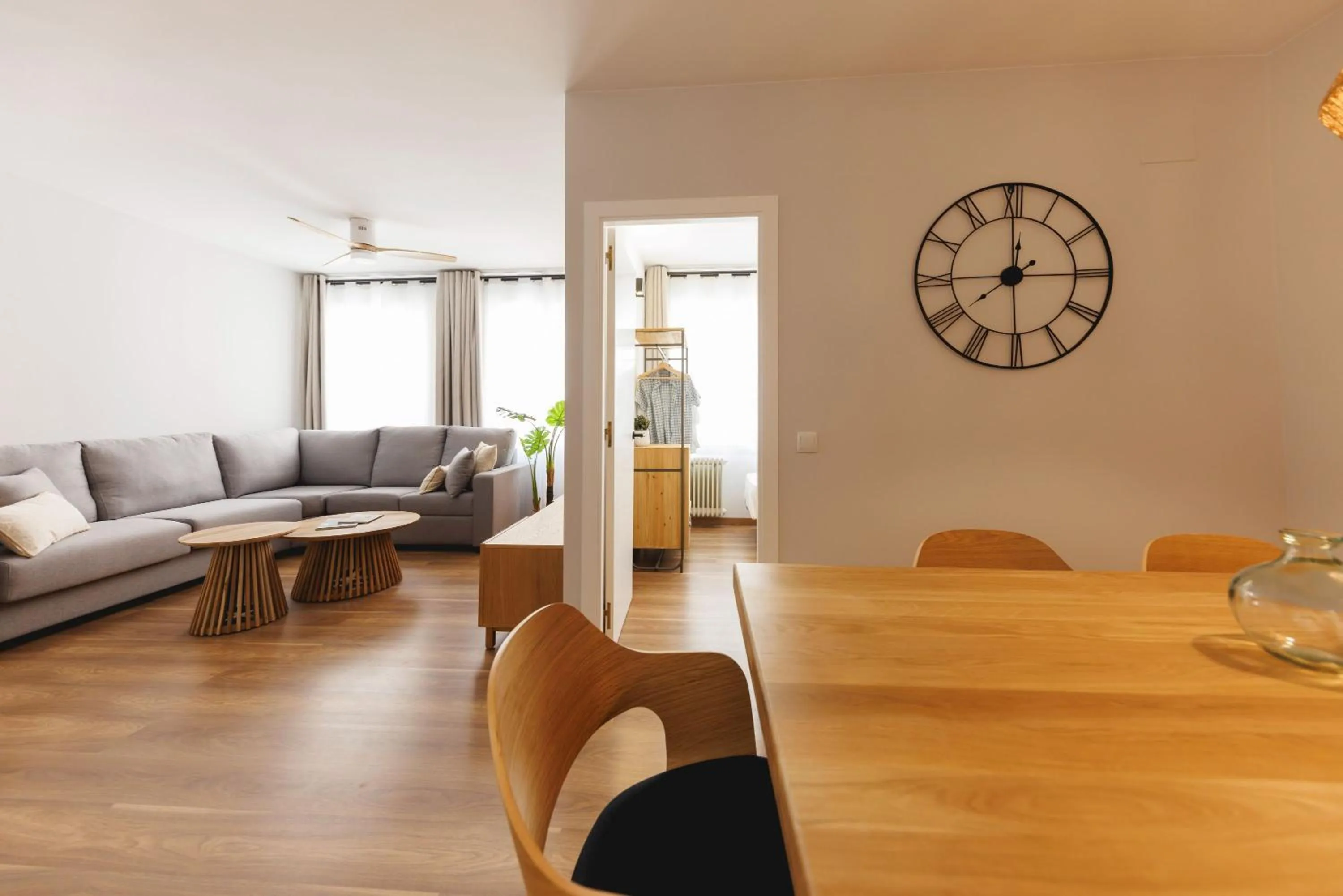 Living room in Bravissimo Figuerola, Spacious 3-bedroom apartment