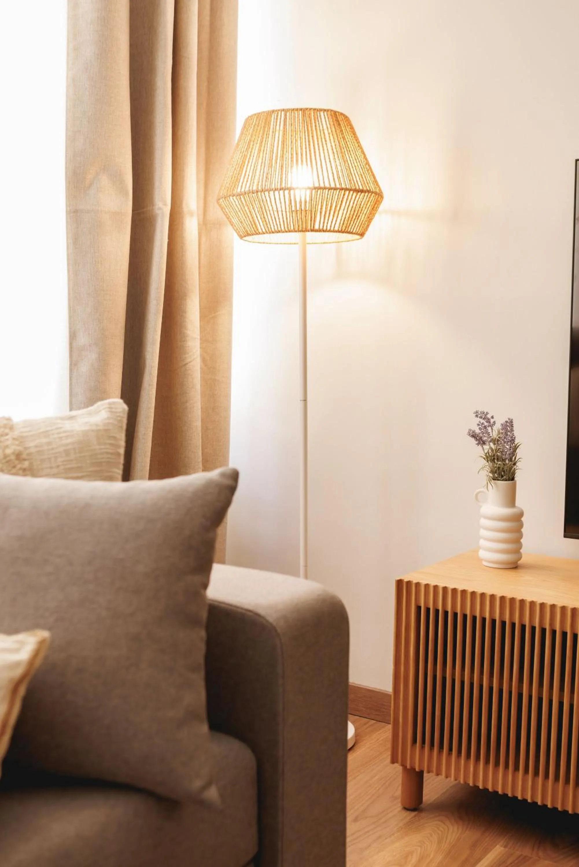 Seating area in Bravissimo Figuerola, Spacious 3-bedroom apartment