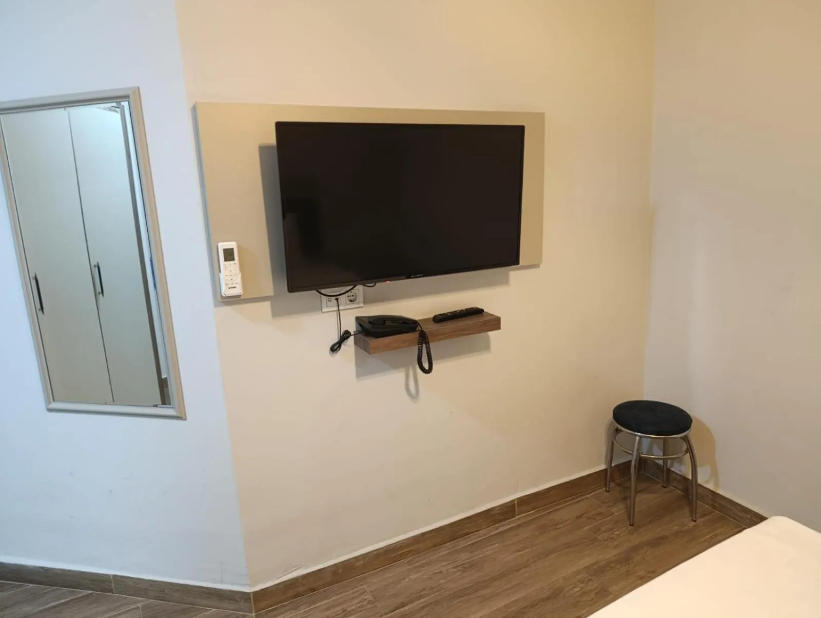 TV and multimedia in Zenia Hotel