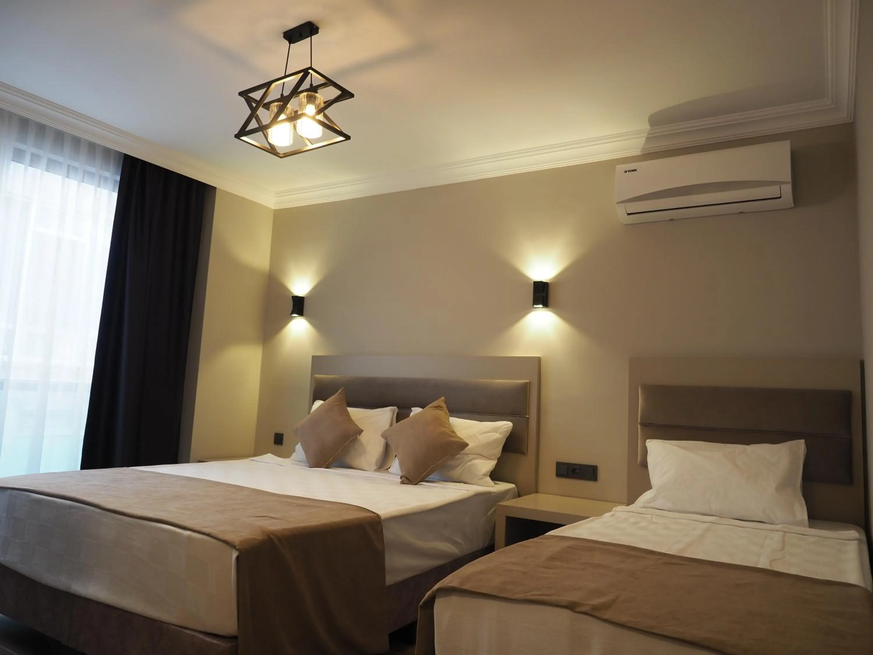 Massage, Bed in Zenia Hotel