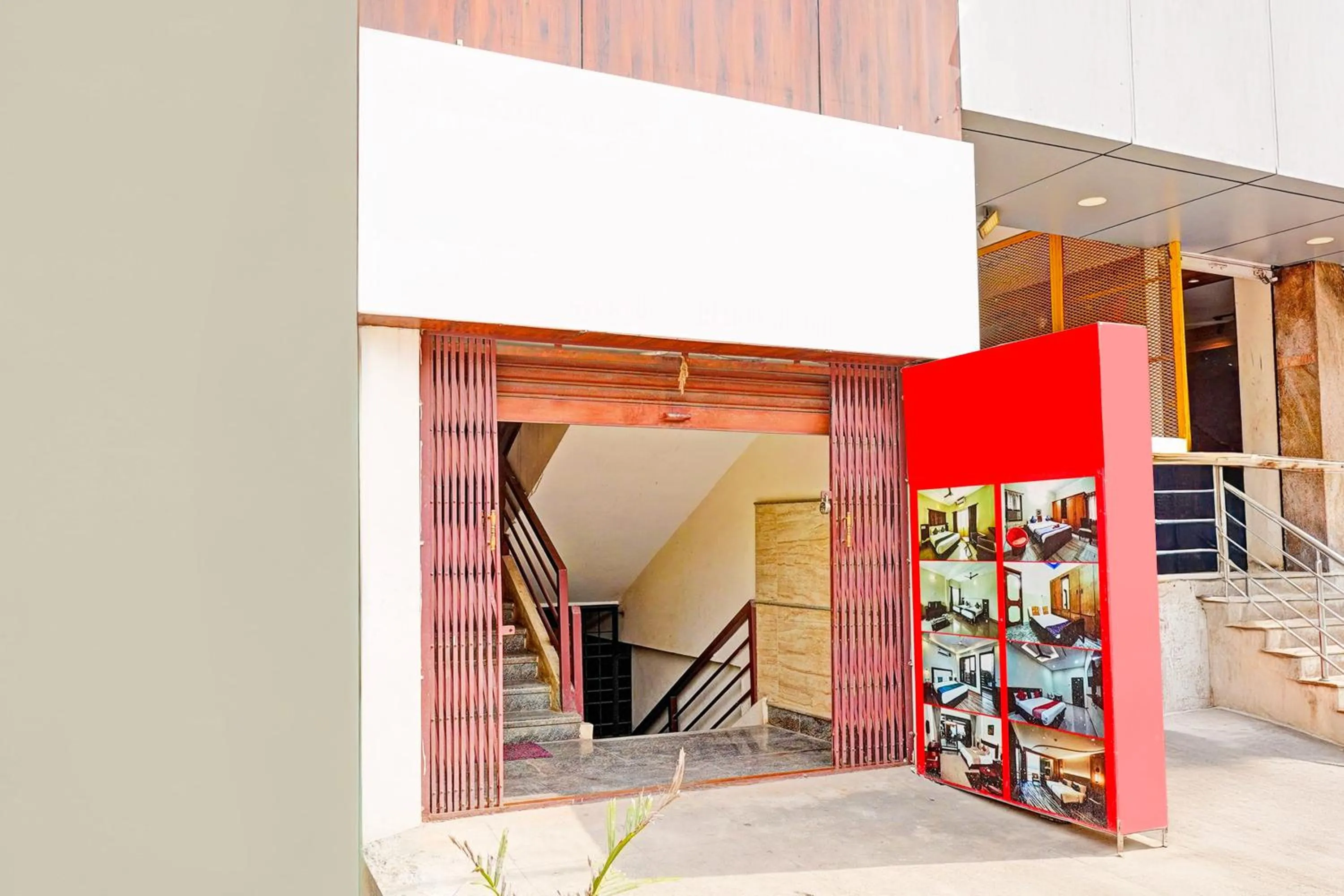 Facade/entrance in Super Hotel O Srigandhakavalu formerly Chamundeshwari Lodging