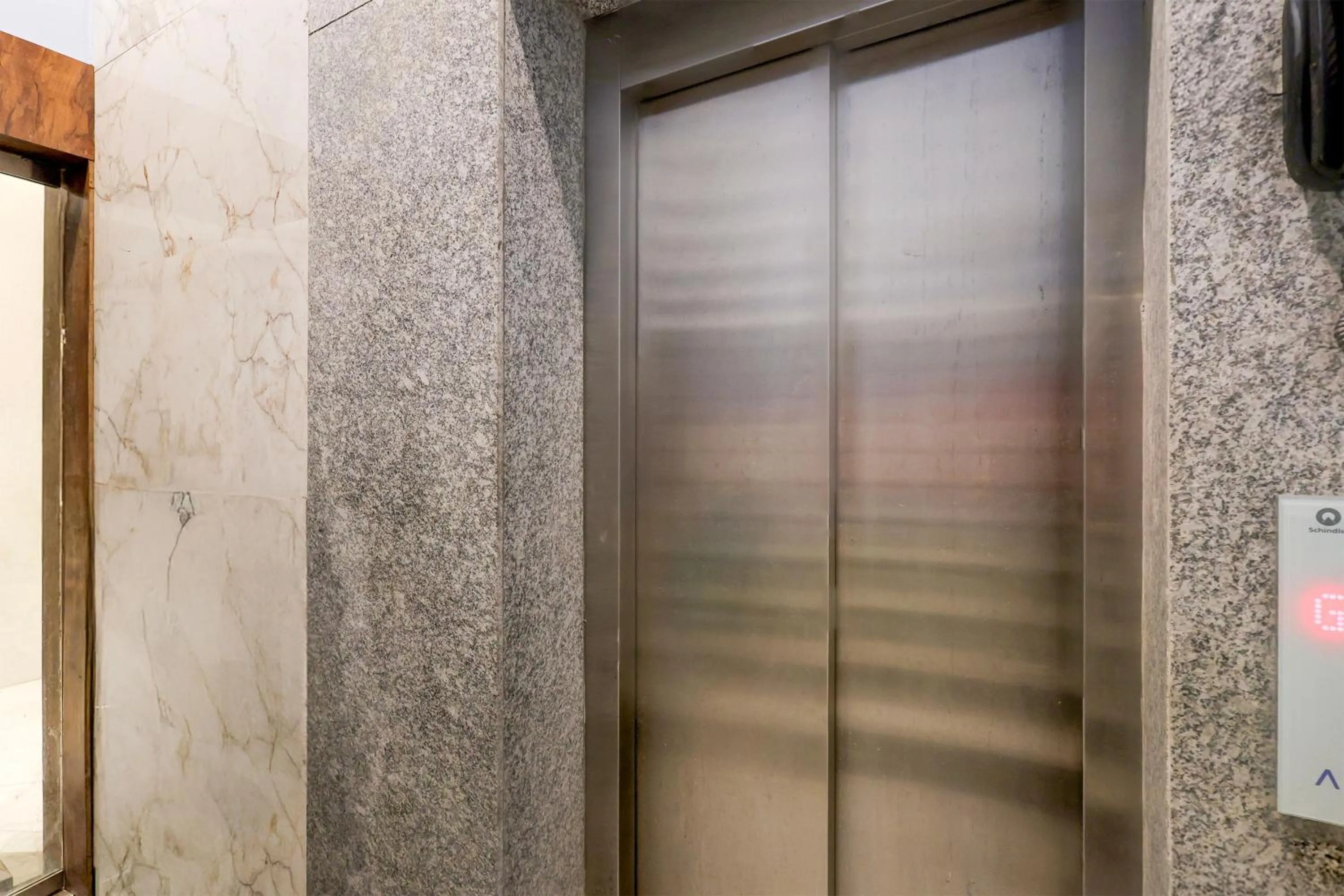 Lobby or reception in Super Hotel O Alipur Narela