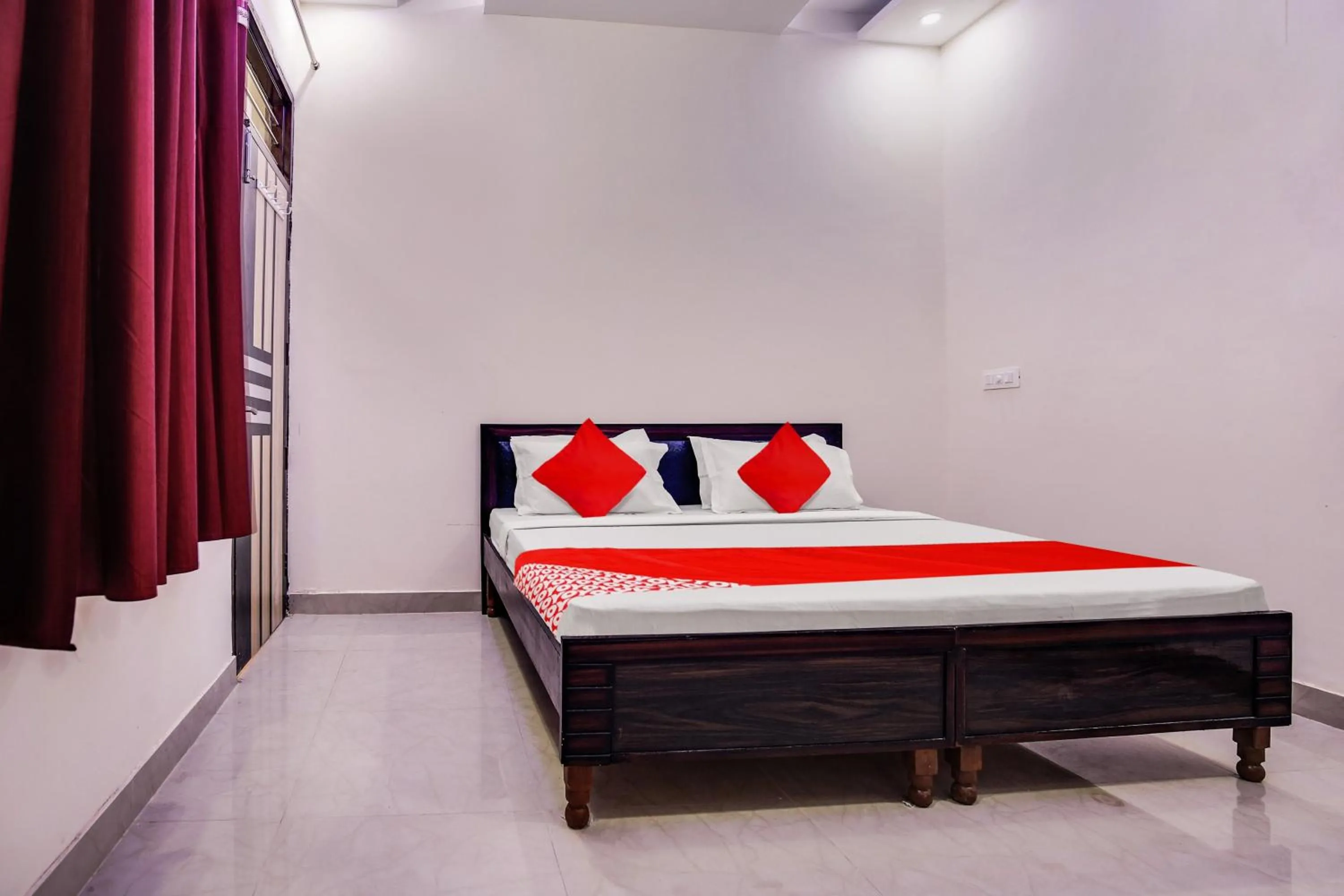 Bedroom, Bed in Hotel O GH Residency