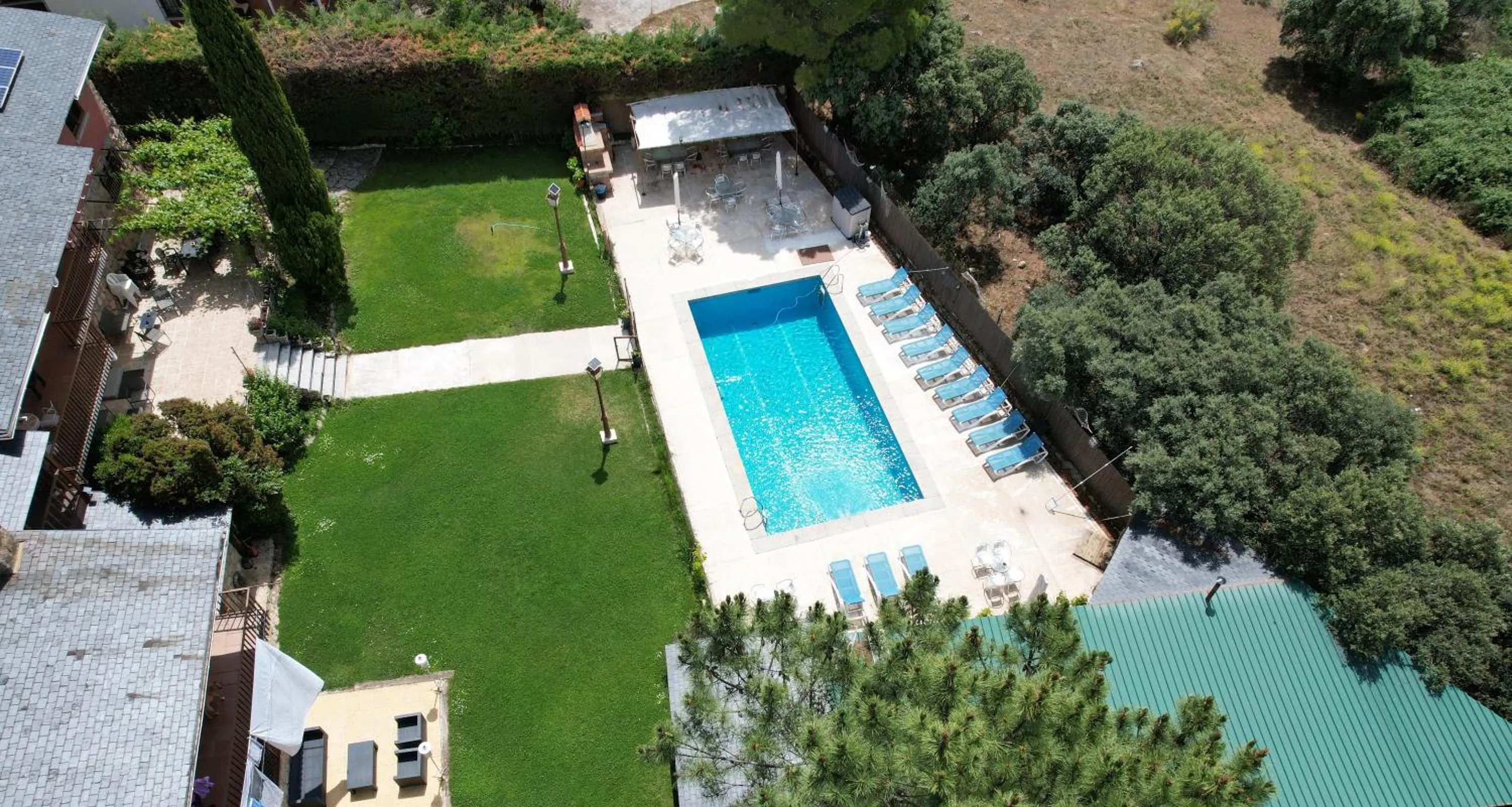 Bird's eye view in LA CASA DE GALAPAGAR ALOJAMIENTO SIETE PICOS