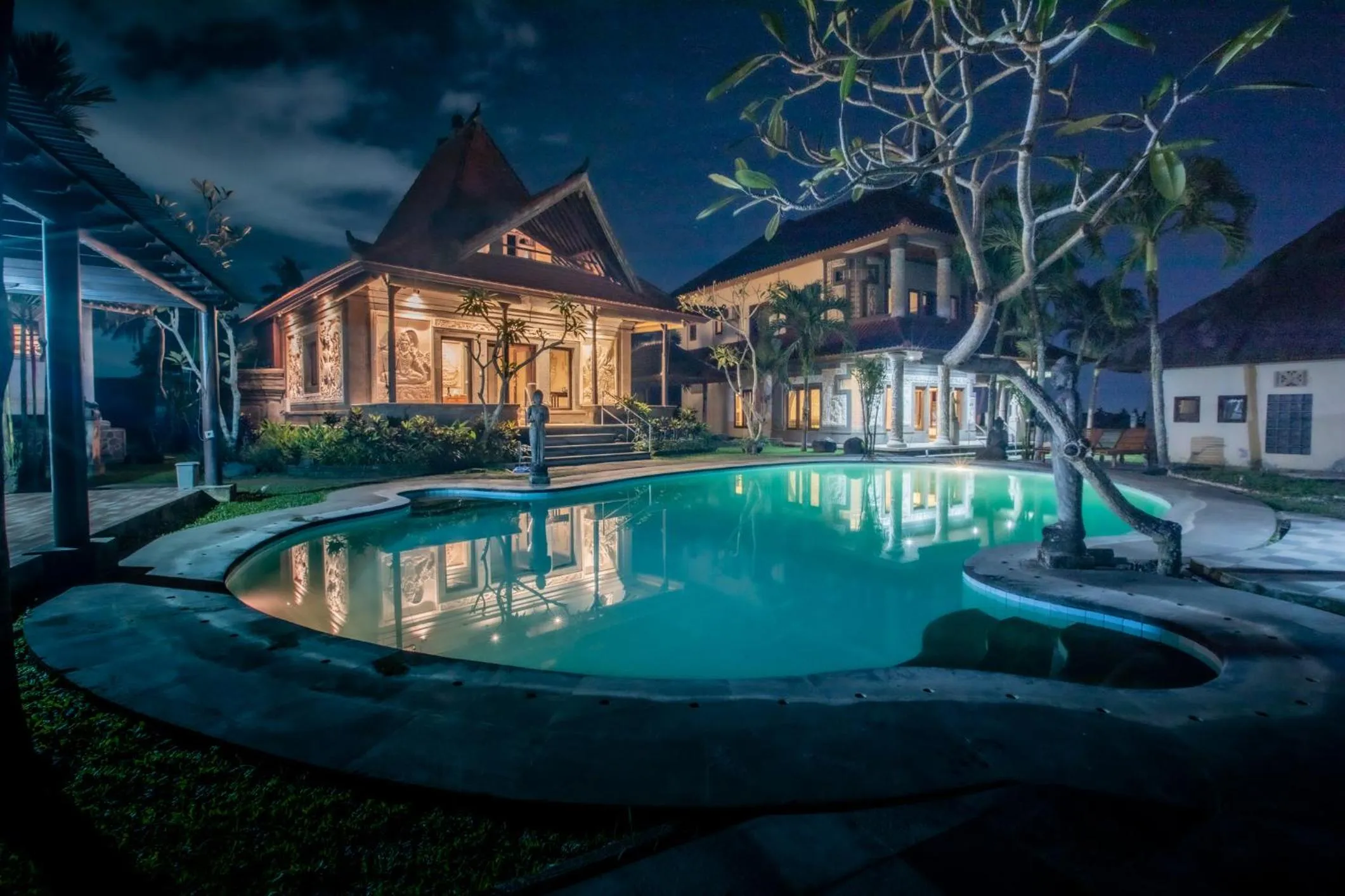 Swimming pool in Arbathu Villa Ubud