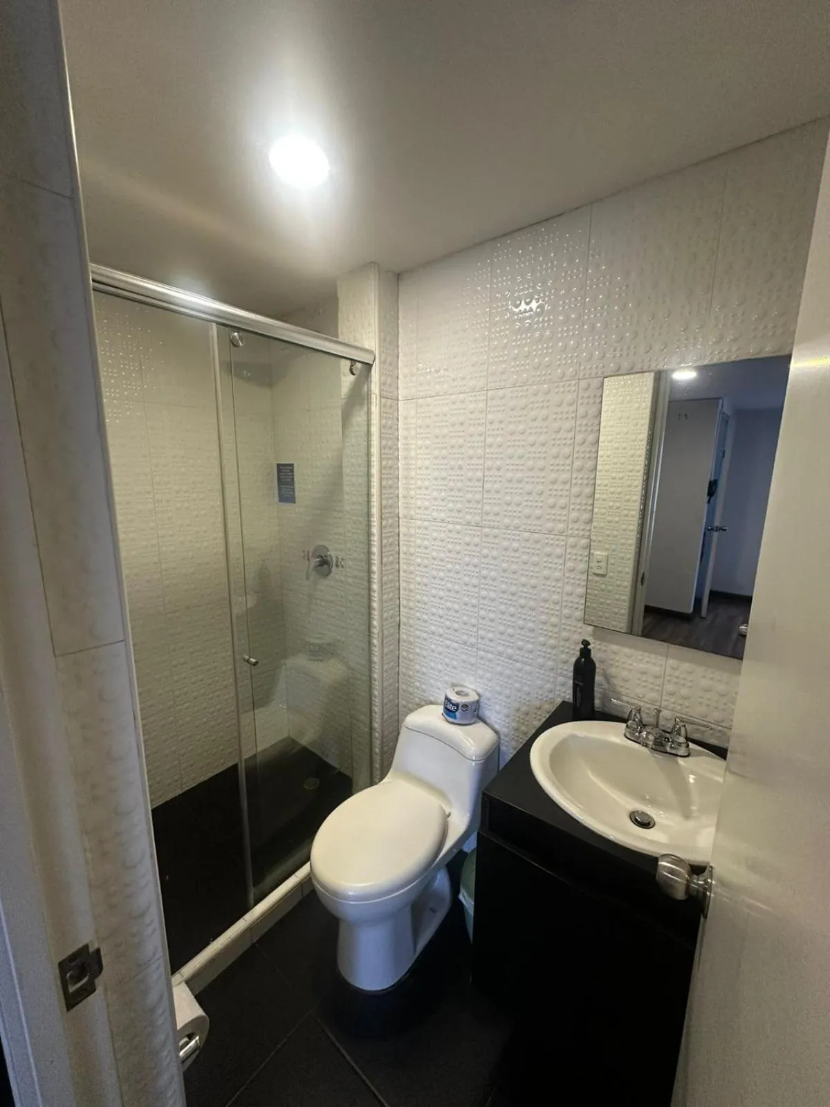 Photo of the whole room in Alojamiento Mosaic House