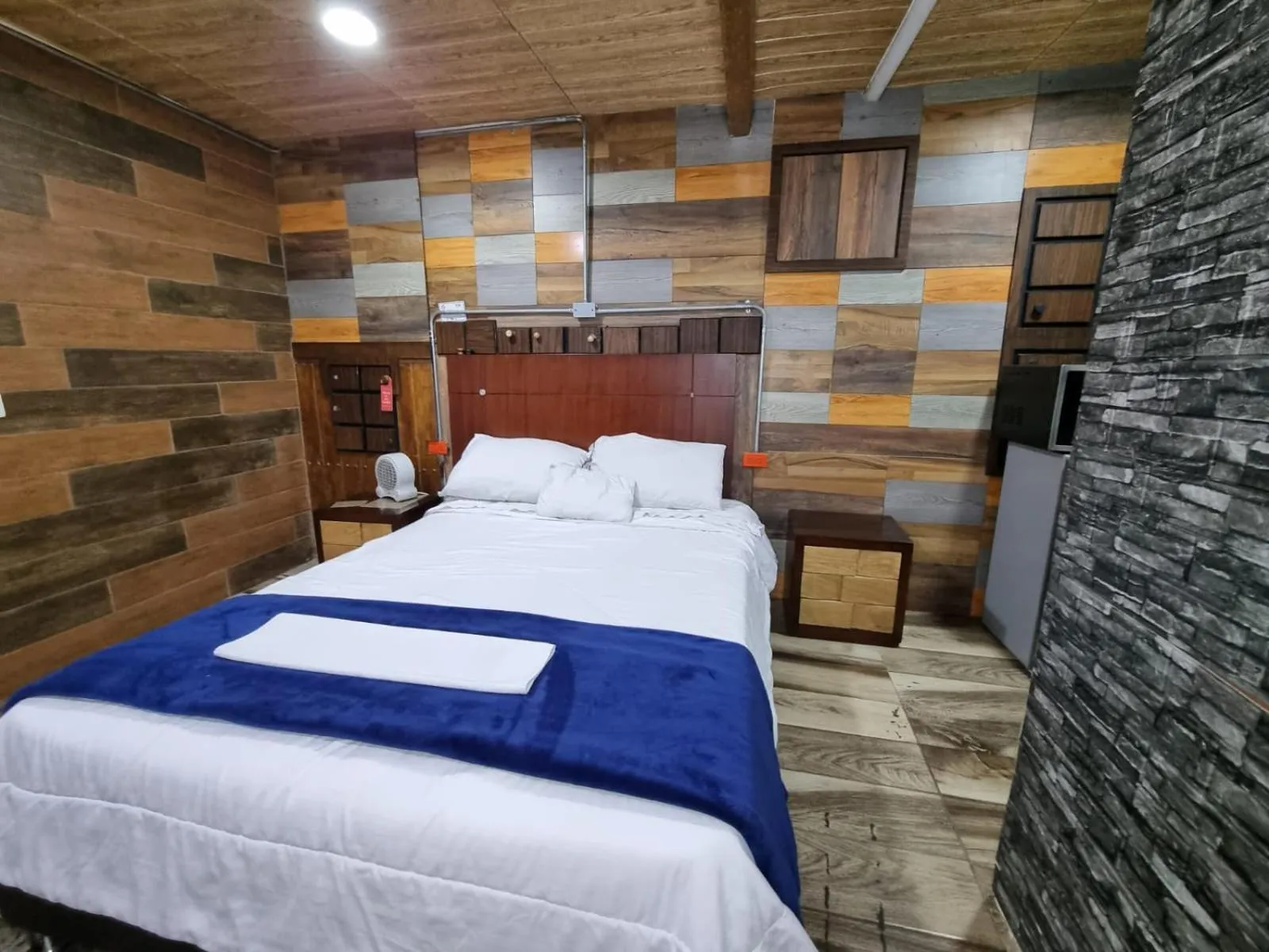 Photo of the whole room, Bed in Alojamiento Mosaic House