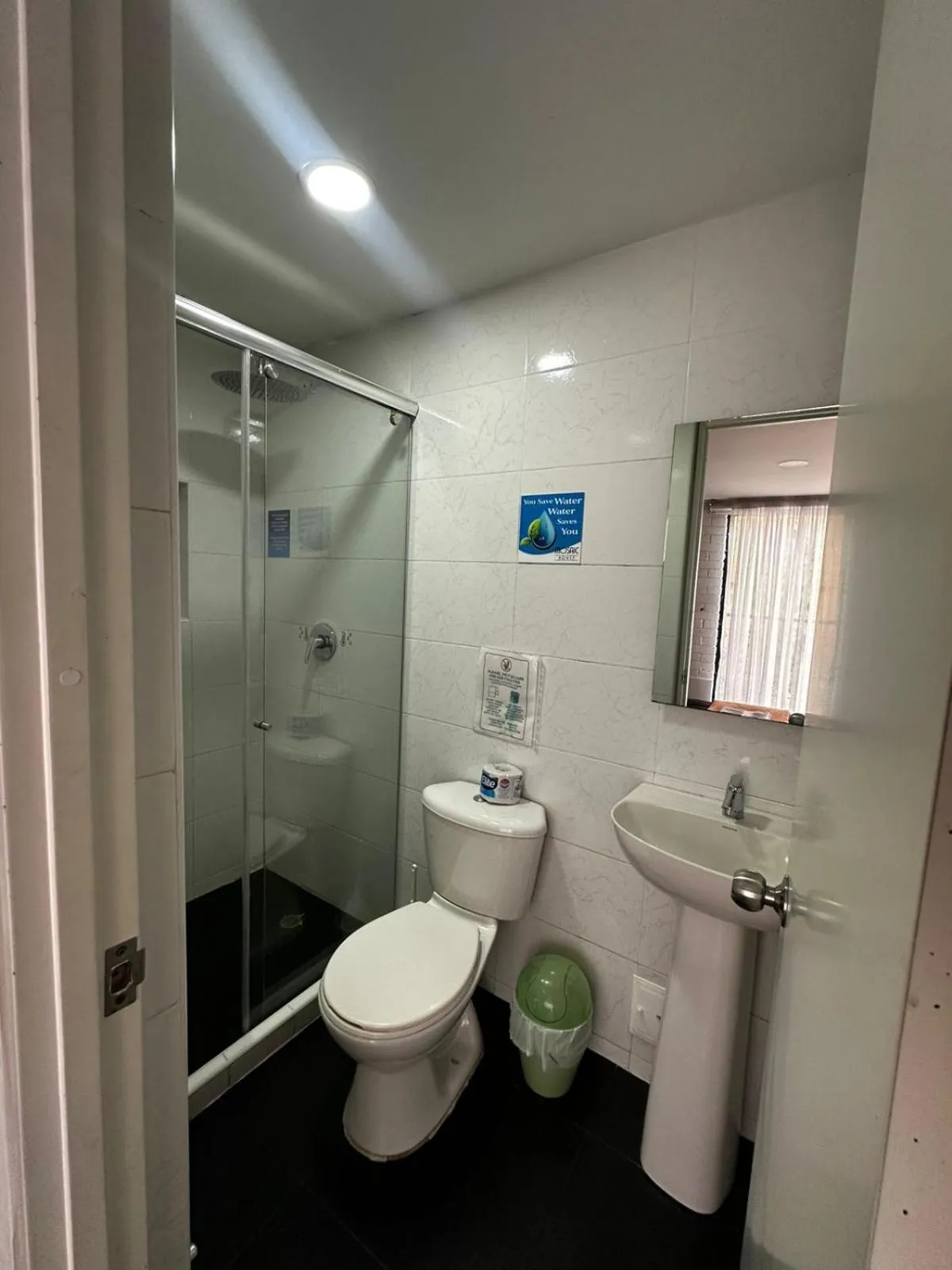 Photo of the whole room in Alojamiento Mosaic House