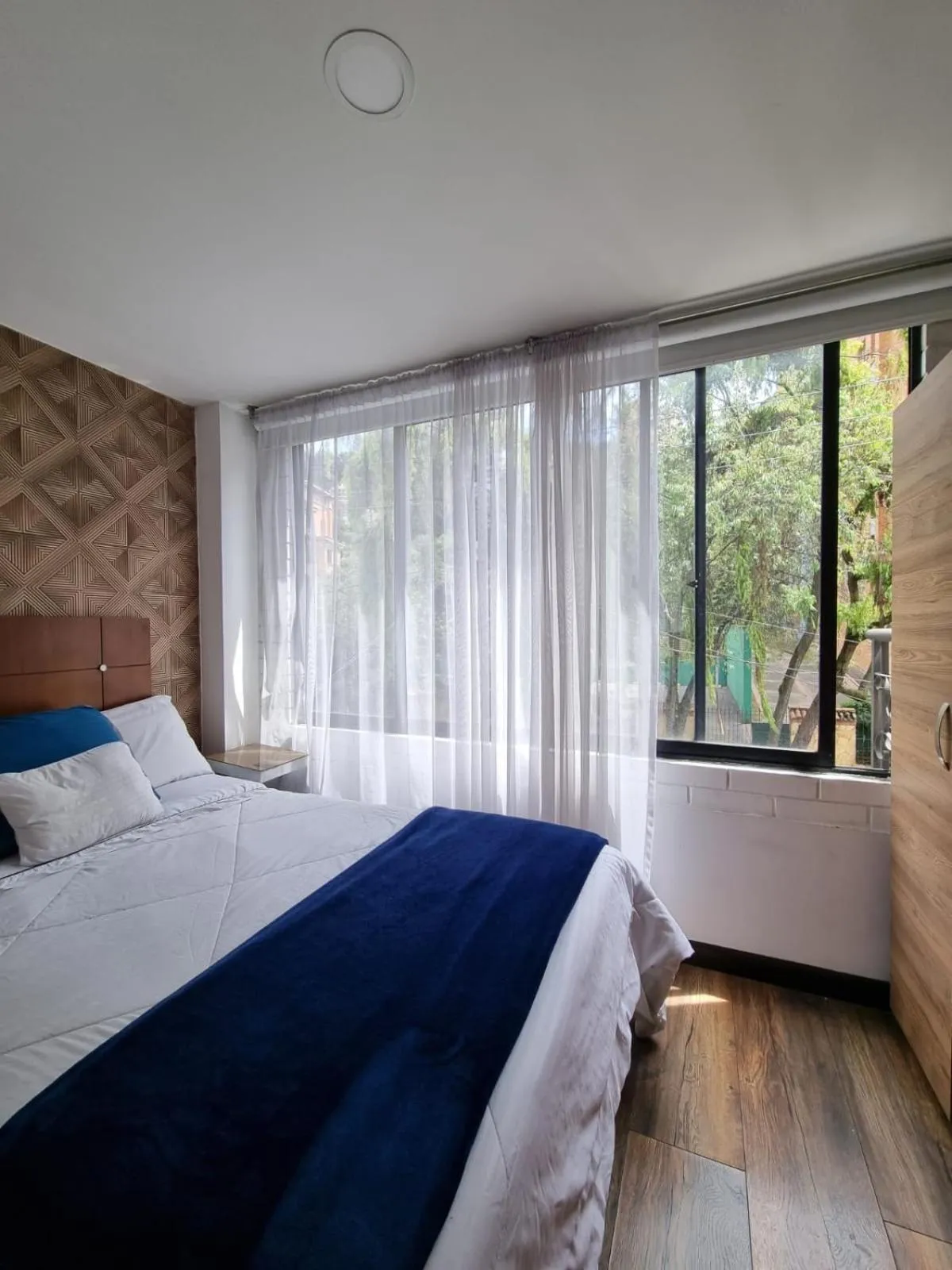 Alojamiento Mosaic House