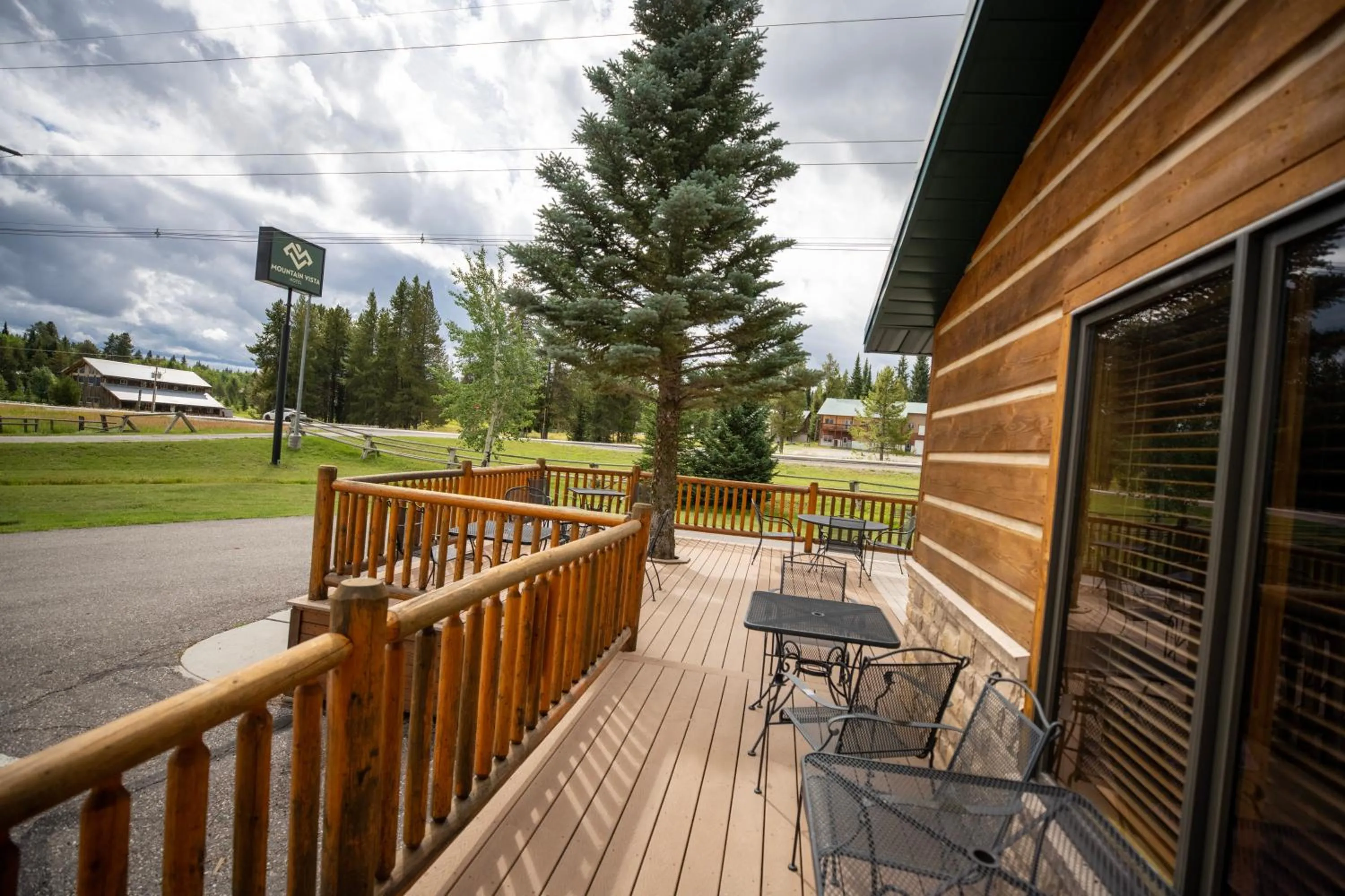 Patio in Super 8 by Wyndham West Yellowstone