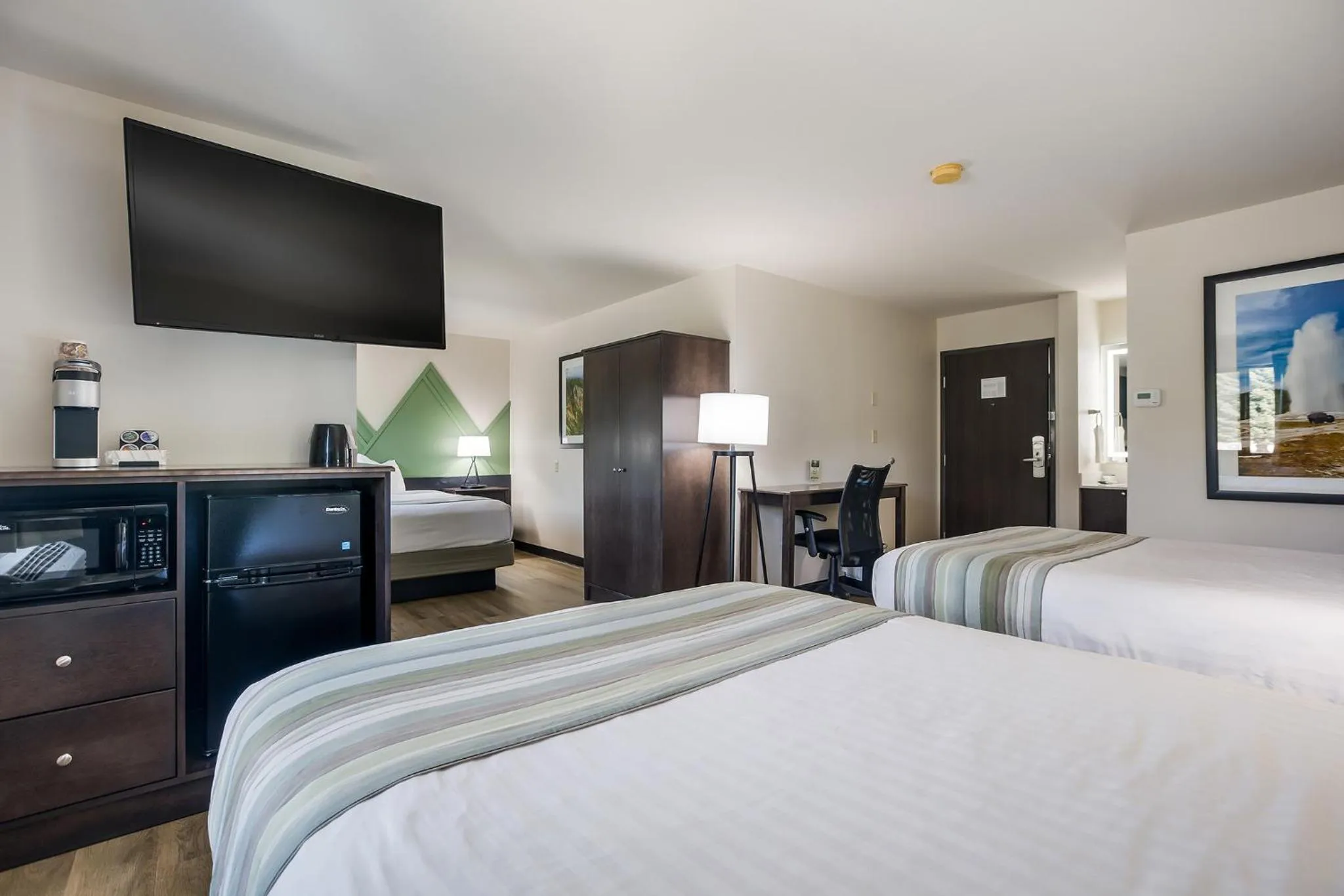 Bed in Mountain Vista Hotel