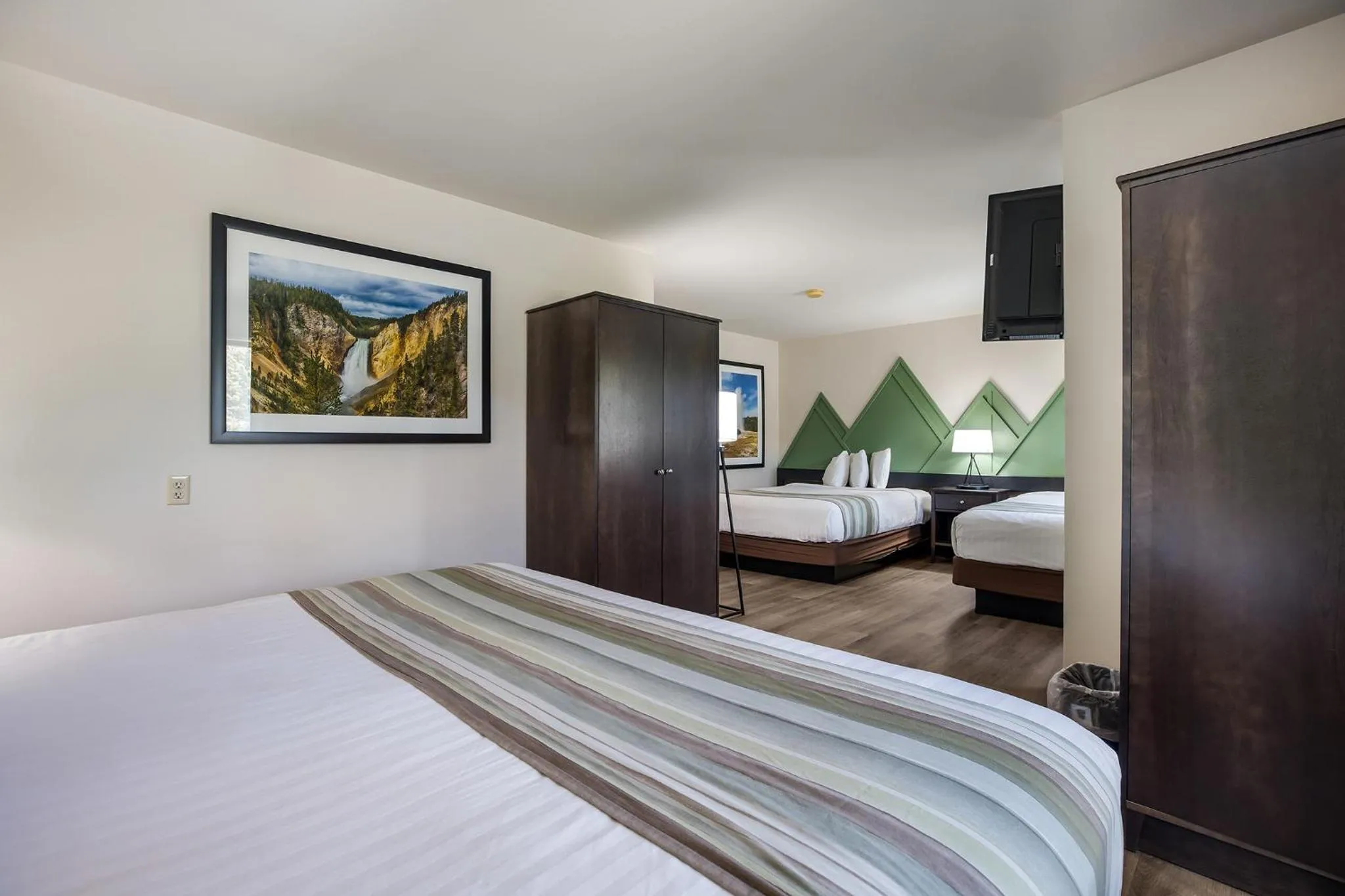 Bed in Mountain Vista Hotel