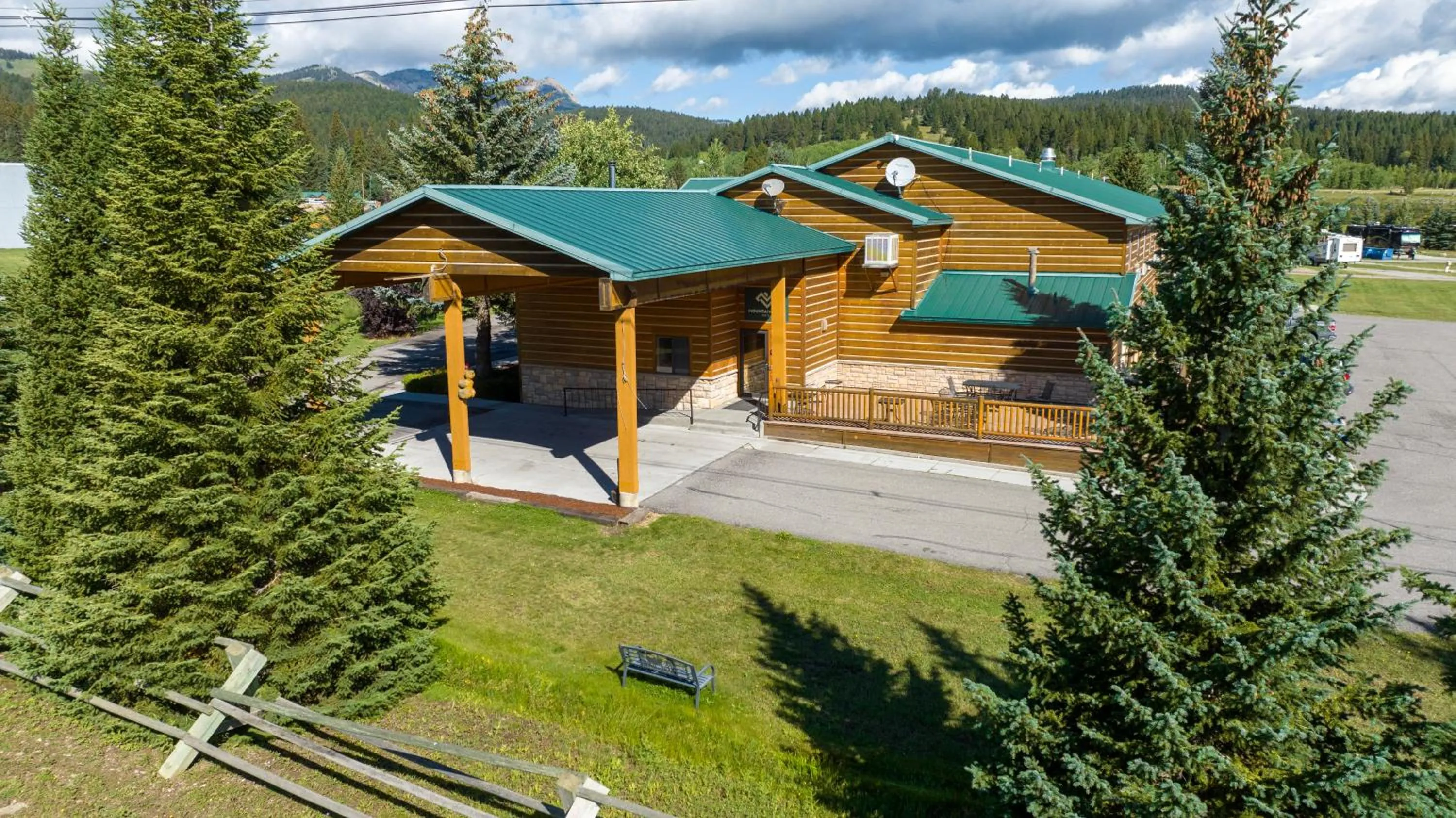 Property building in Mountain Vista Hotel