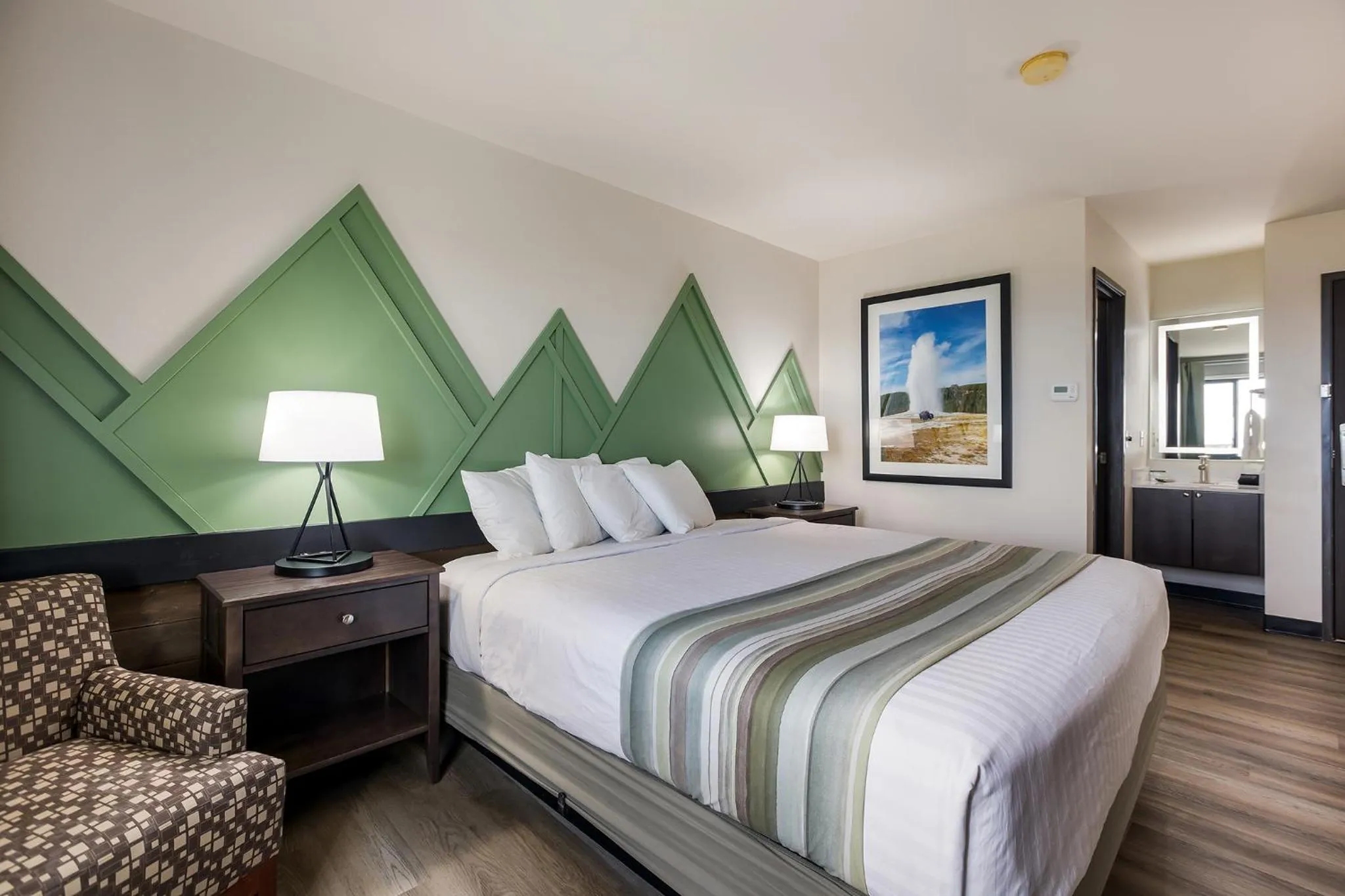 Bed in Mountain Vista Hotel