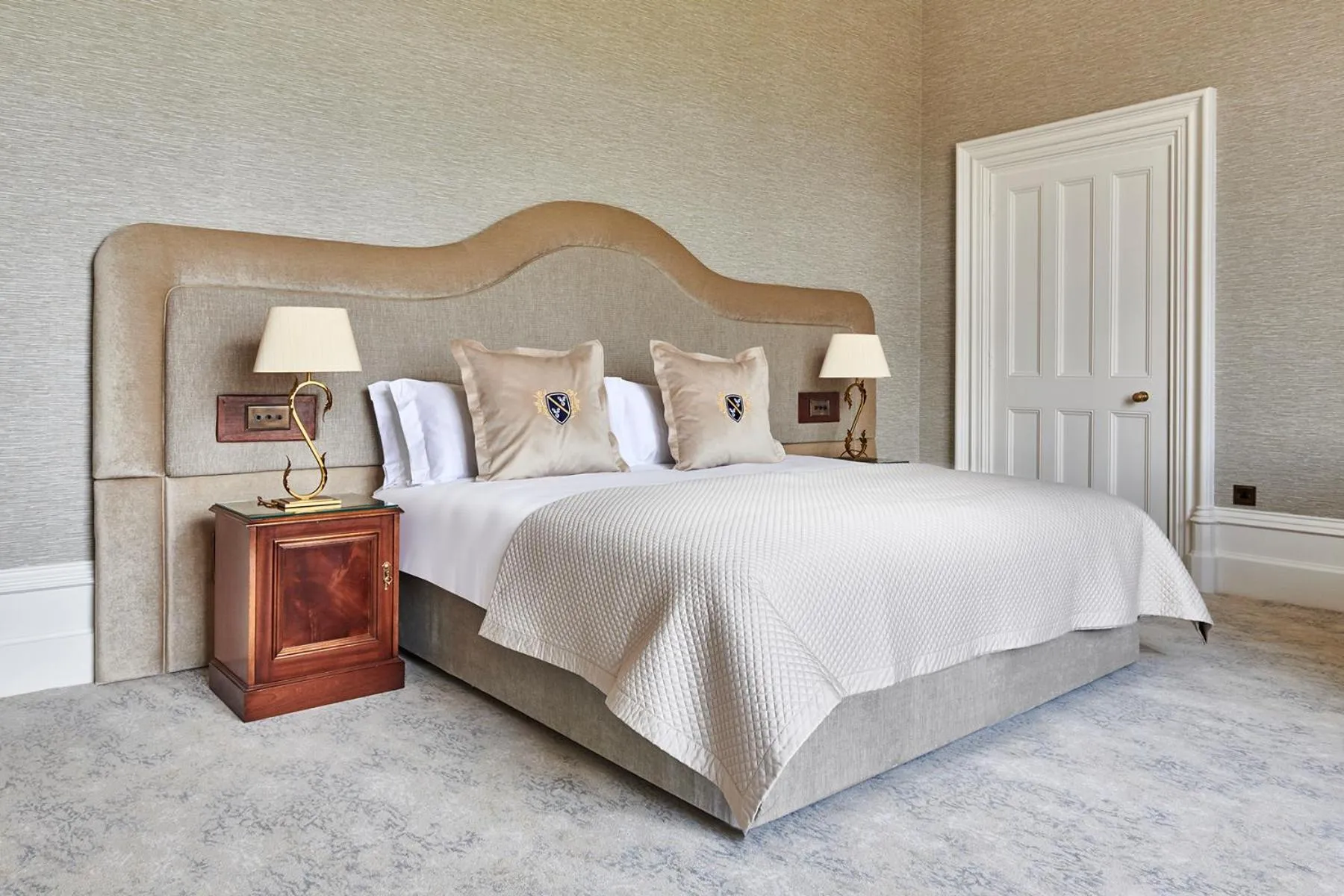 Bed in Matfen Hall Hotel, Golf & Spa