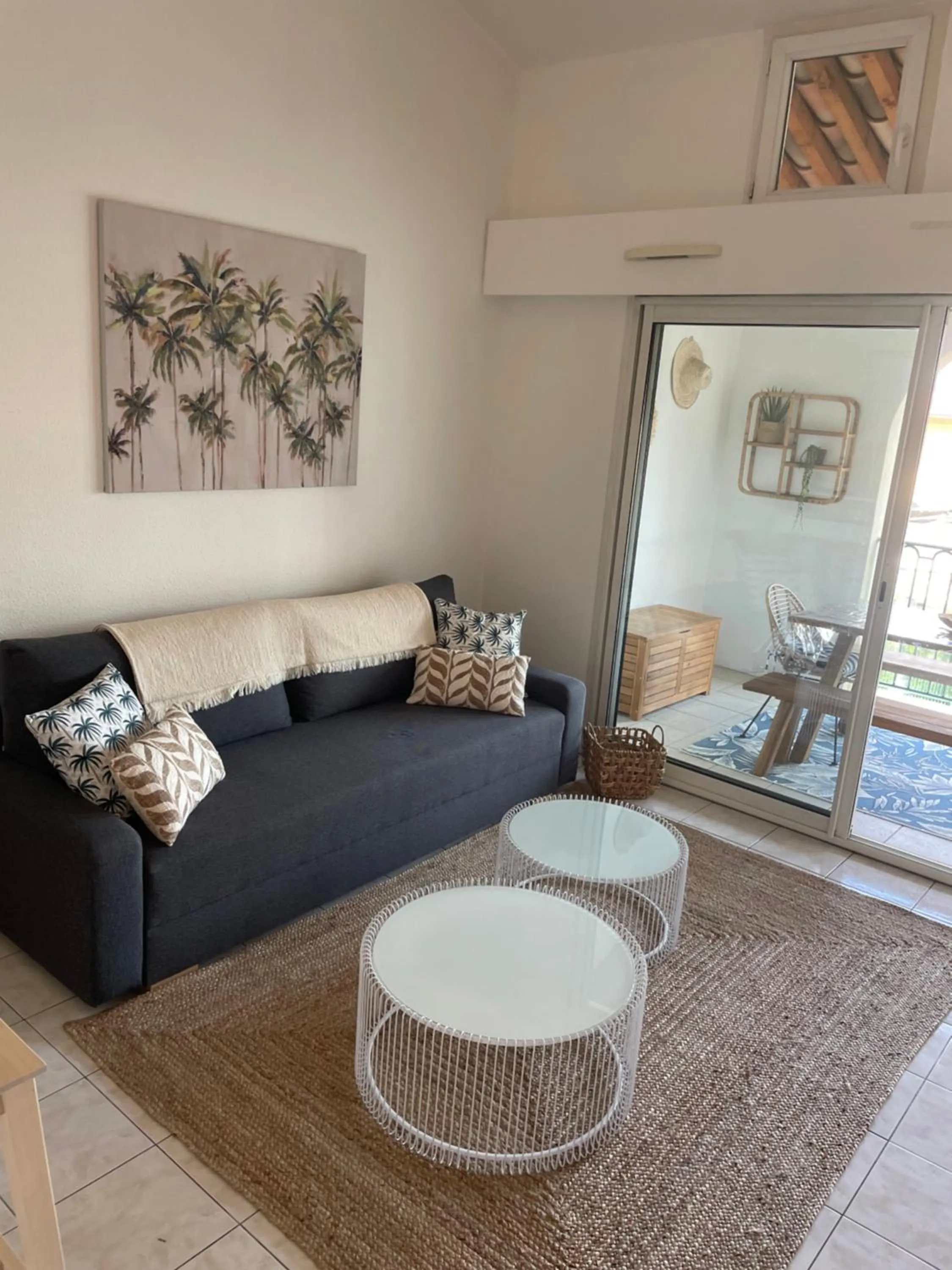 Living room in Appartement avec piscine