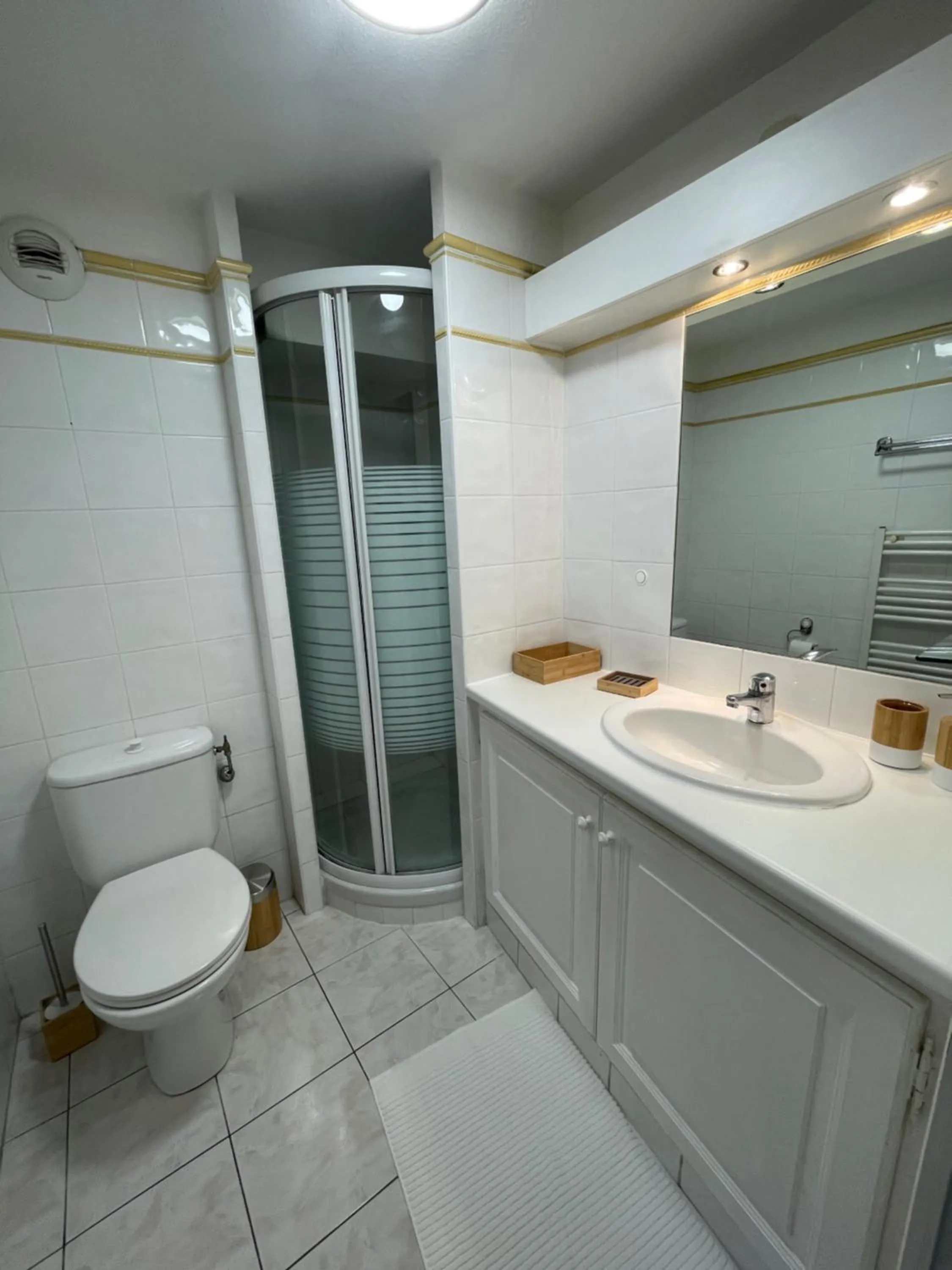 Shower in Appartement avec piscine