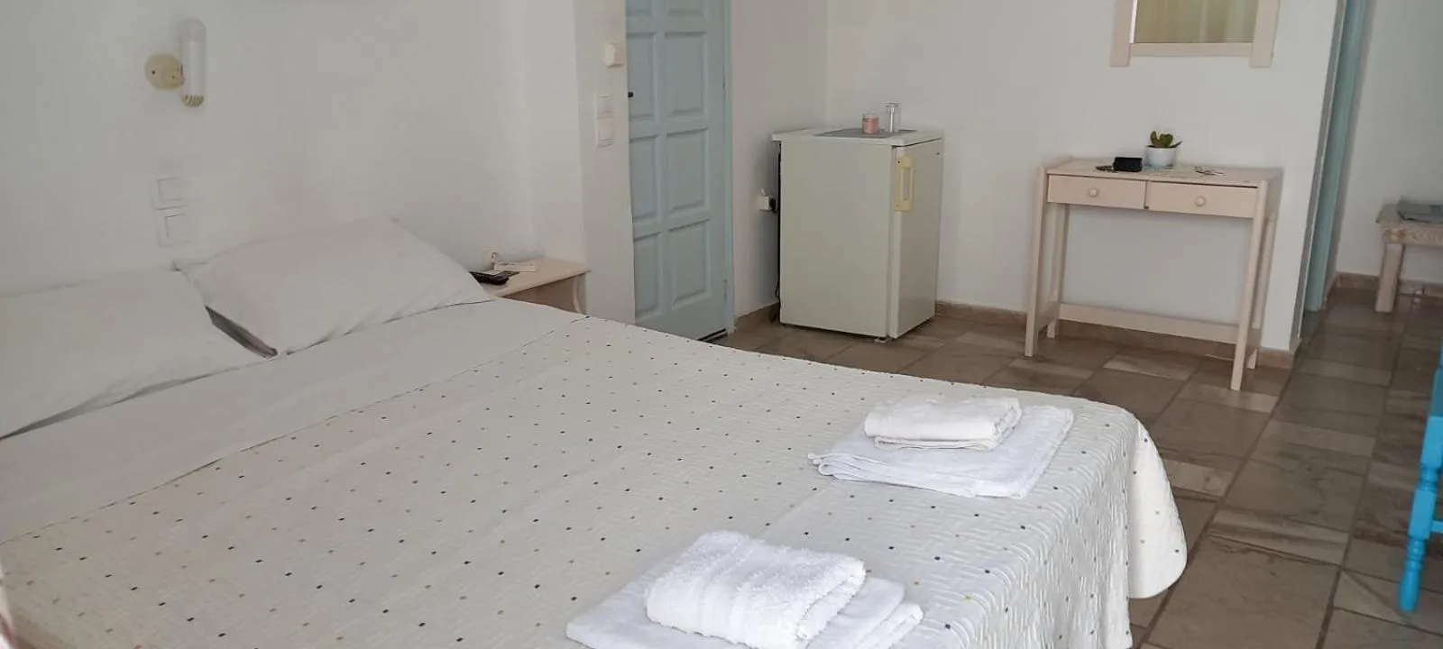 Bedroom, Bed in Dimitris Studios