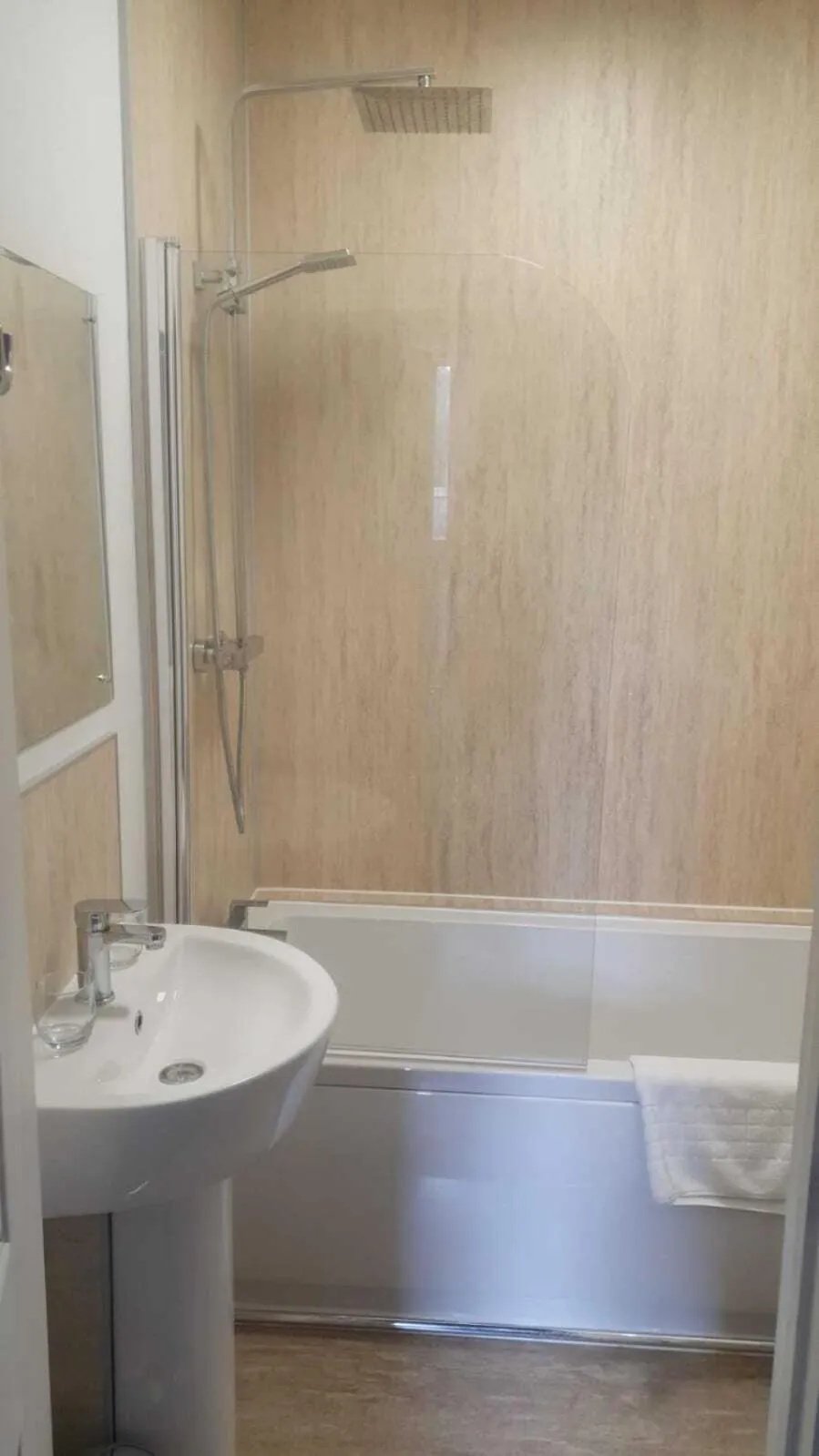 Bathroom in The Kings Head Inn, home of The Acle Steak