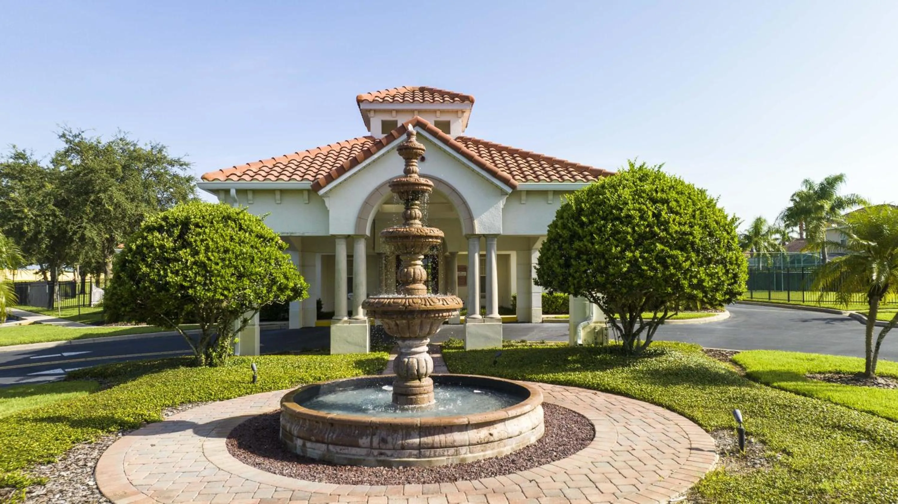 Marvelous 4Bd Close to Disney w Pool at 313 Tuscan Hills