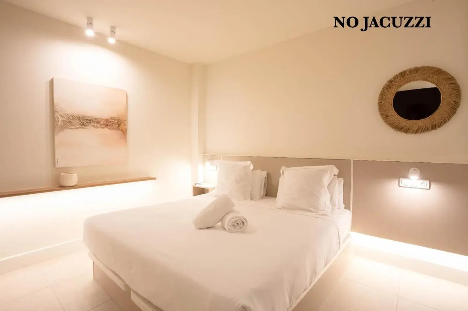 Superior Suite in Reina Victoria Velázquez Superior Suite in Reina Victoria Velázquez