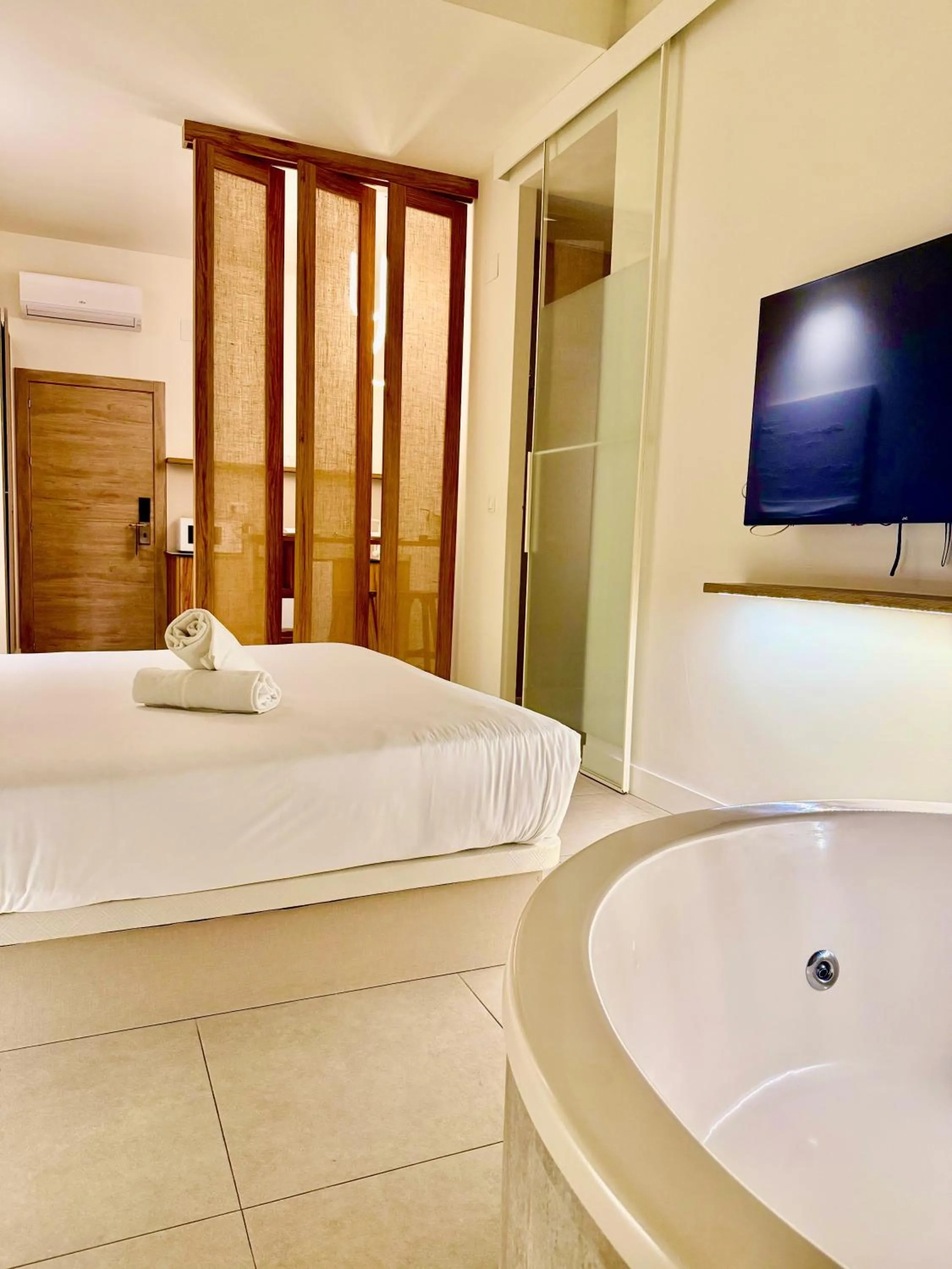 Bed in Reina Victoria Velázquez