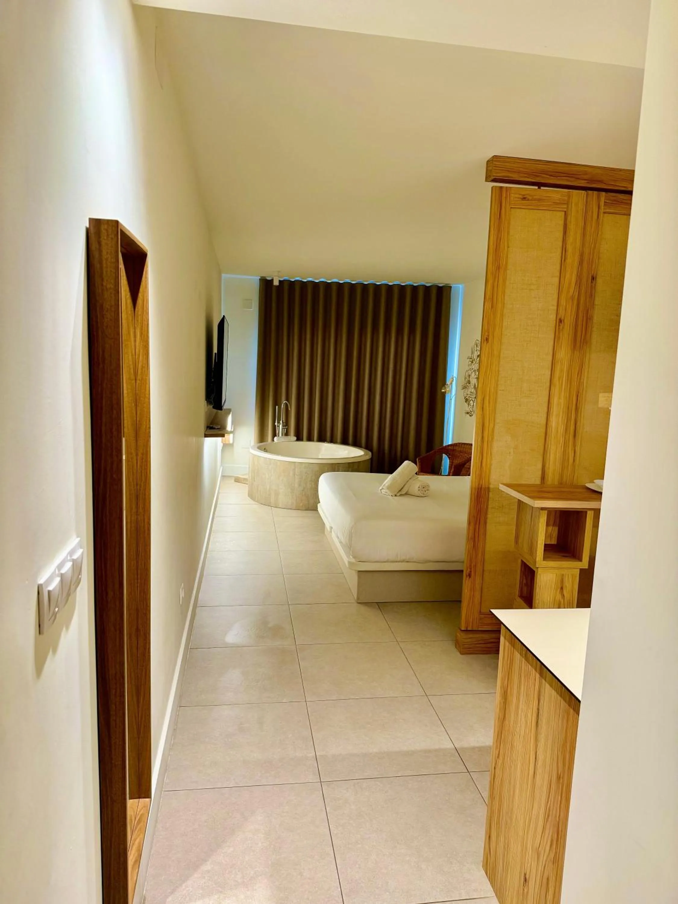 Bath in Reina Victoria Velázquez