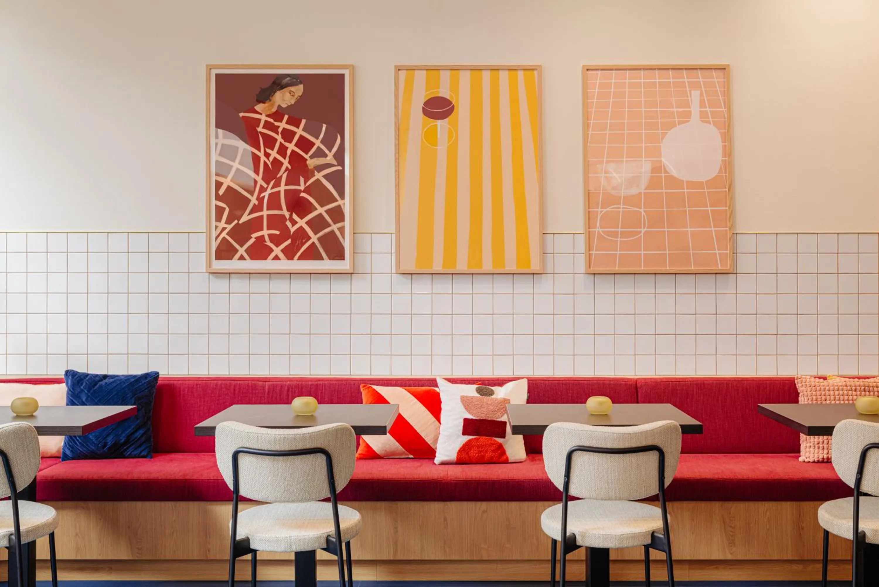 Living room in Leonardo Hotel Groningen City Center