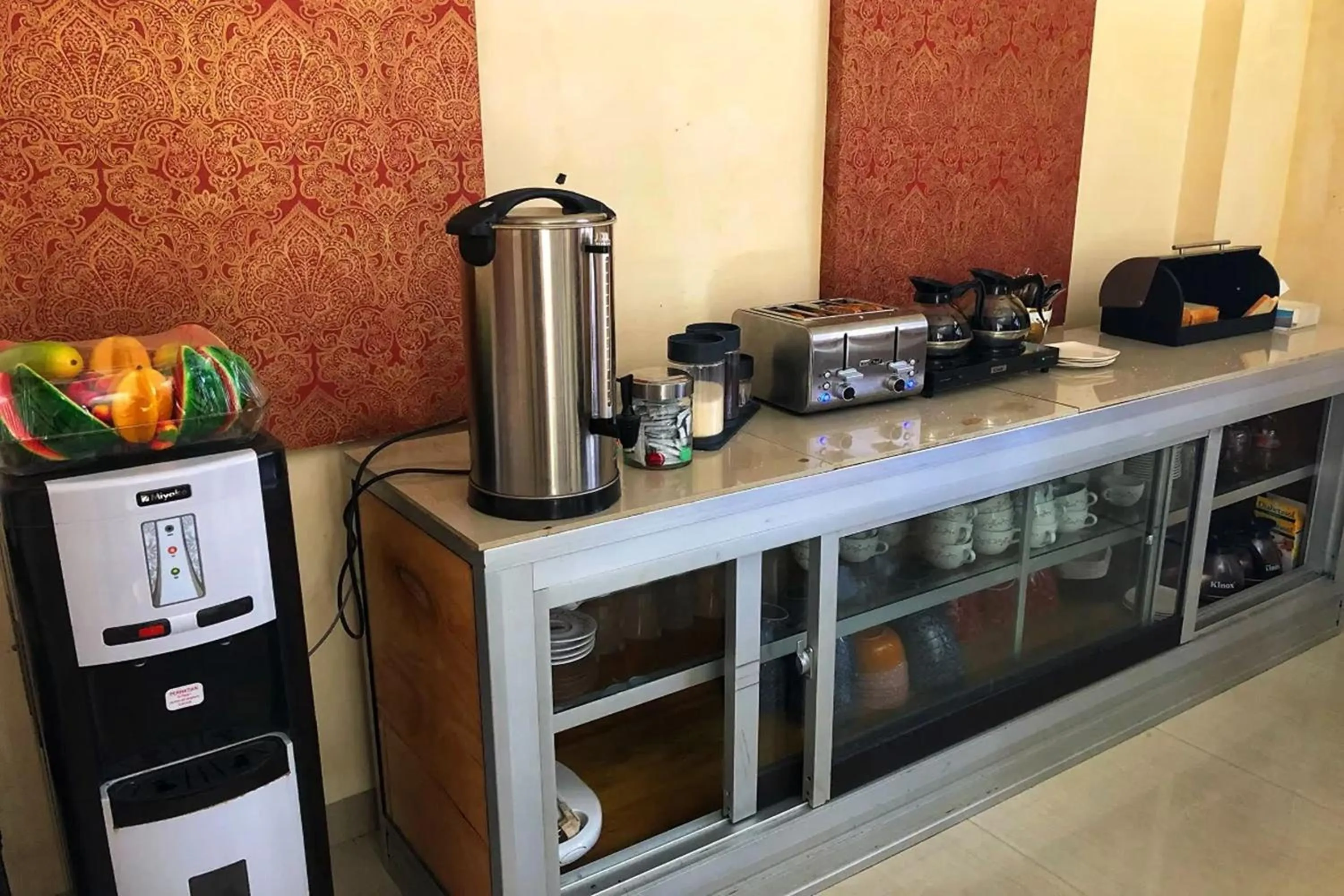 Restaurant/places to eat in Hotel Manggasa Makale