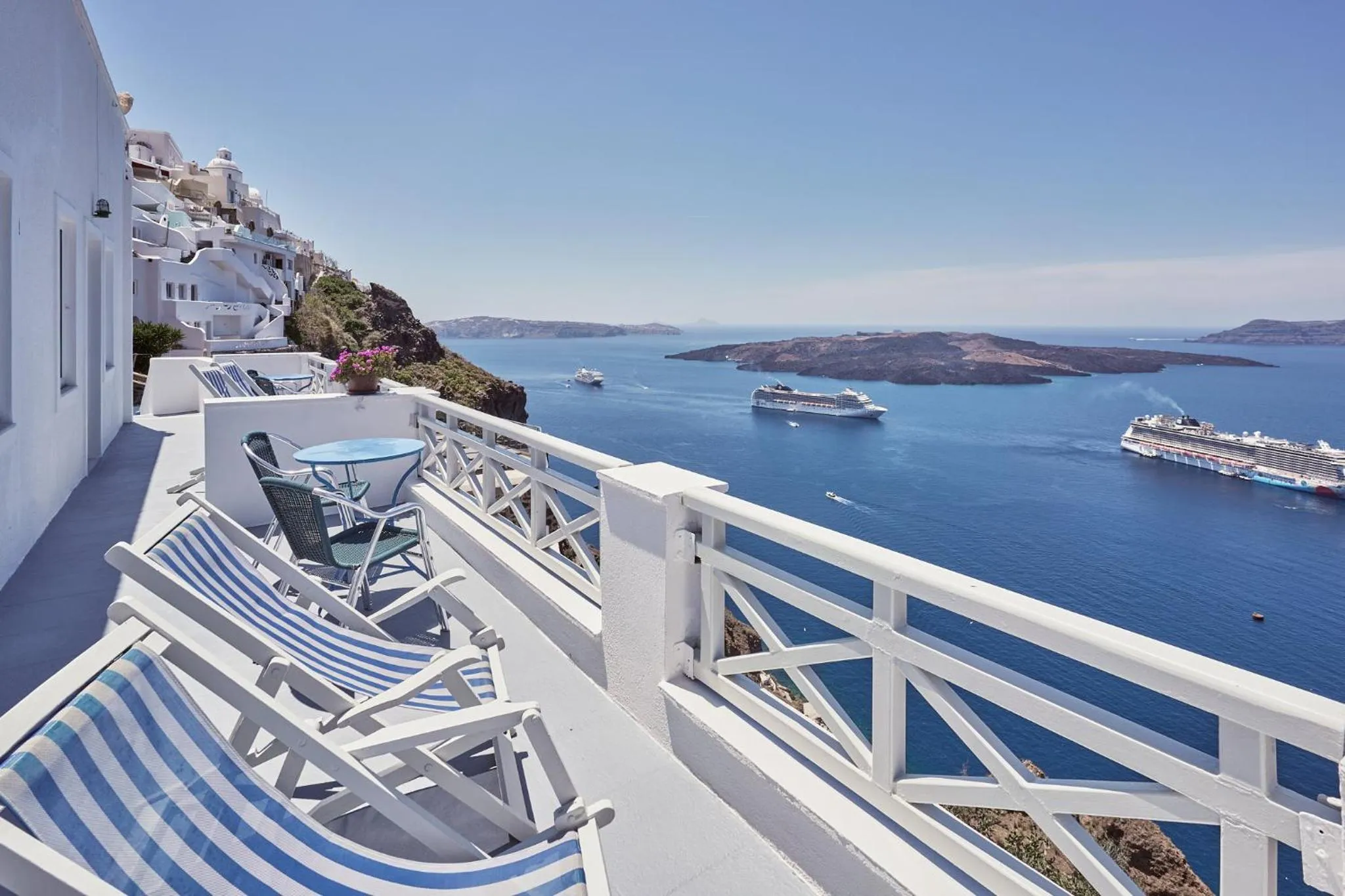 Patio in Amphitheater Cave Houses