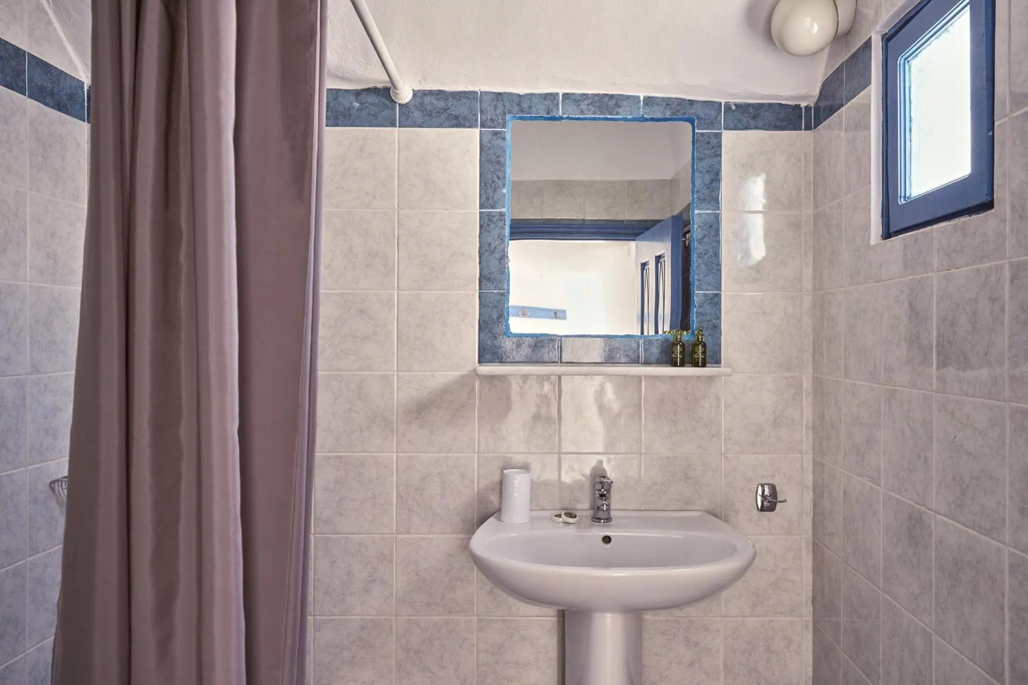 Shower in Amphitheater Cave Houses