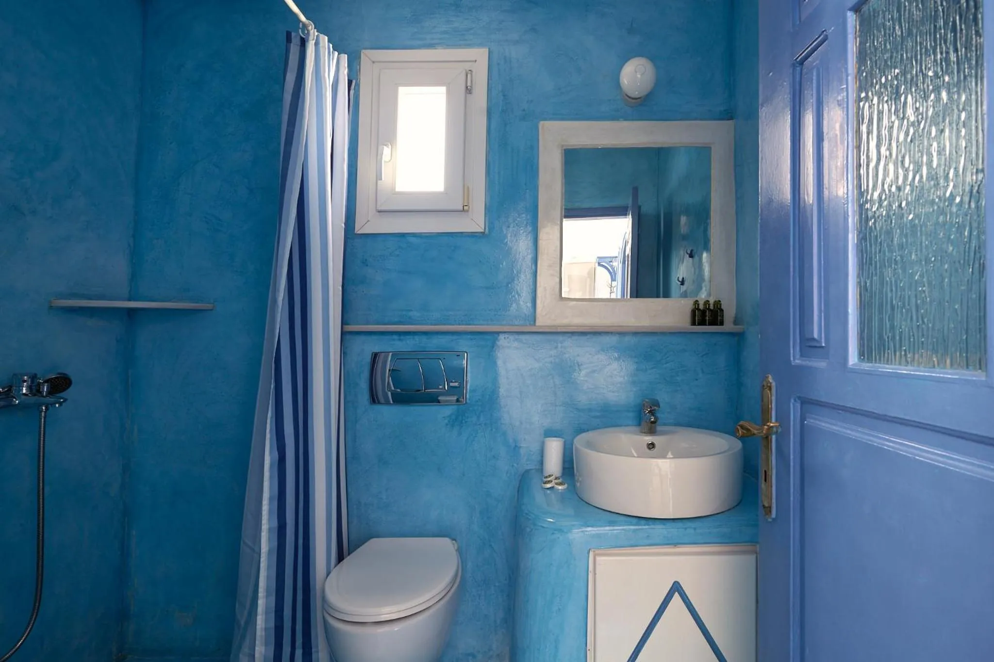 Shower in Amphitheater Cave Houses