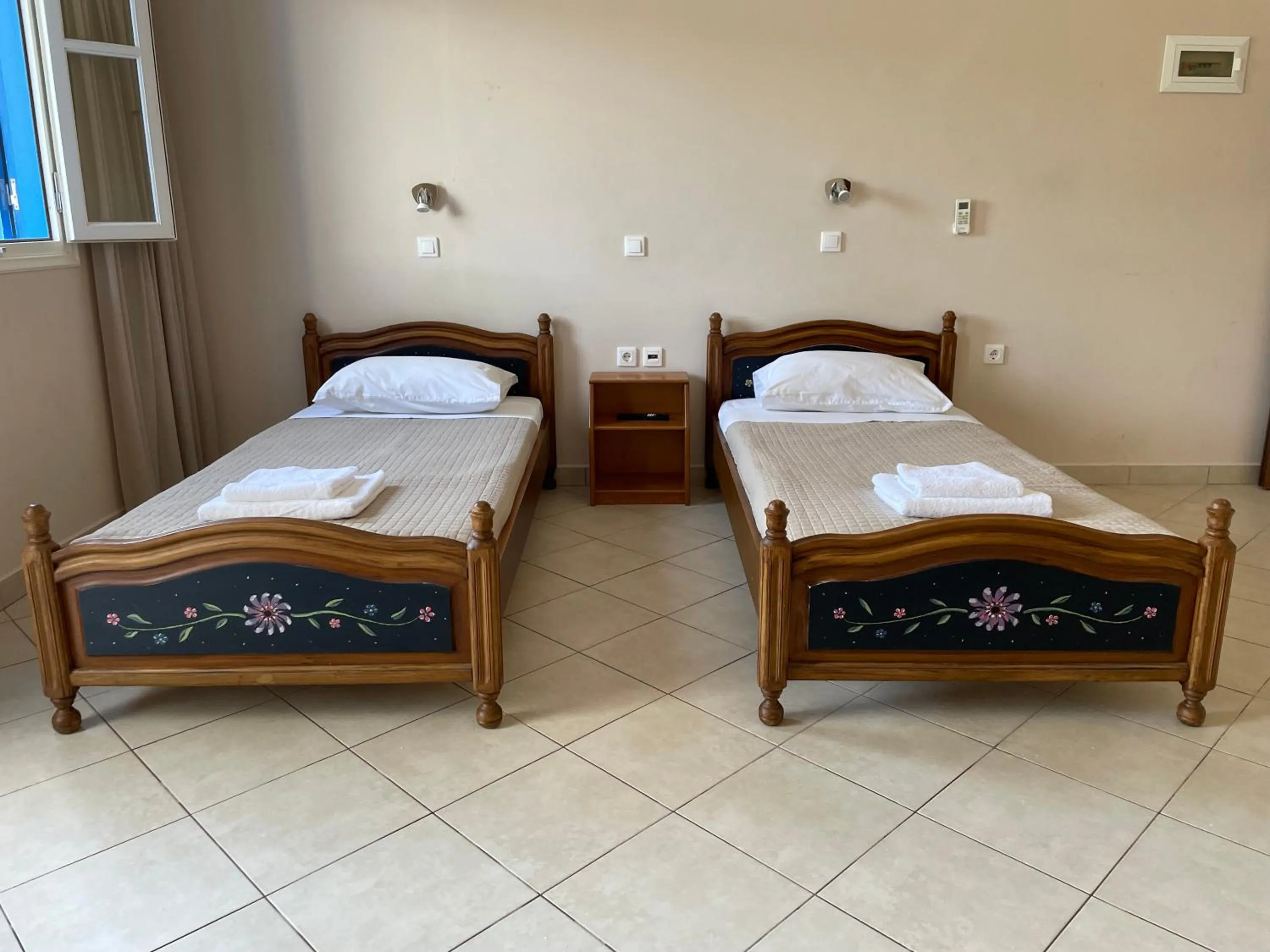 Bed in Hotel THE OLIVE TREE