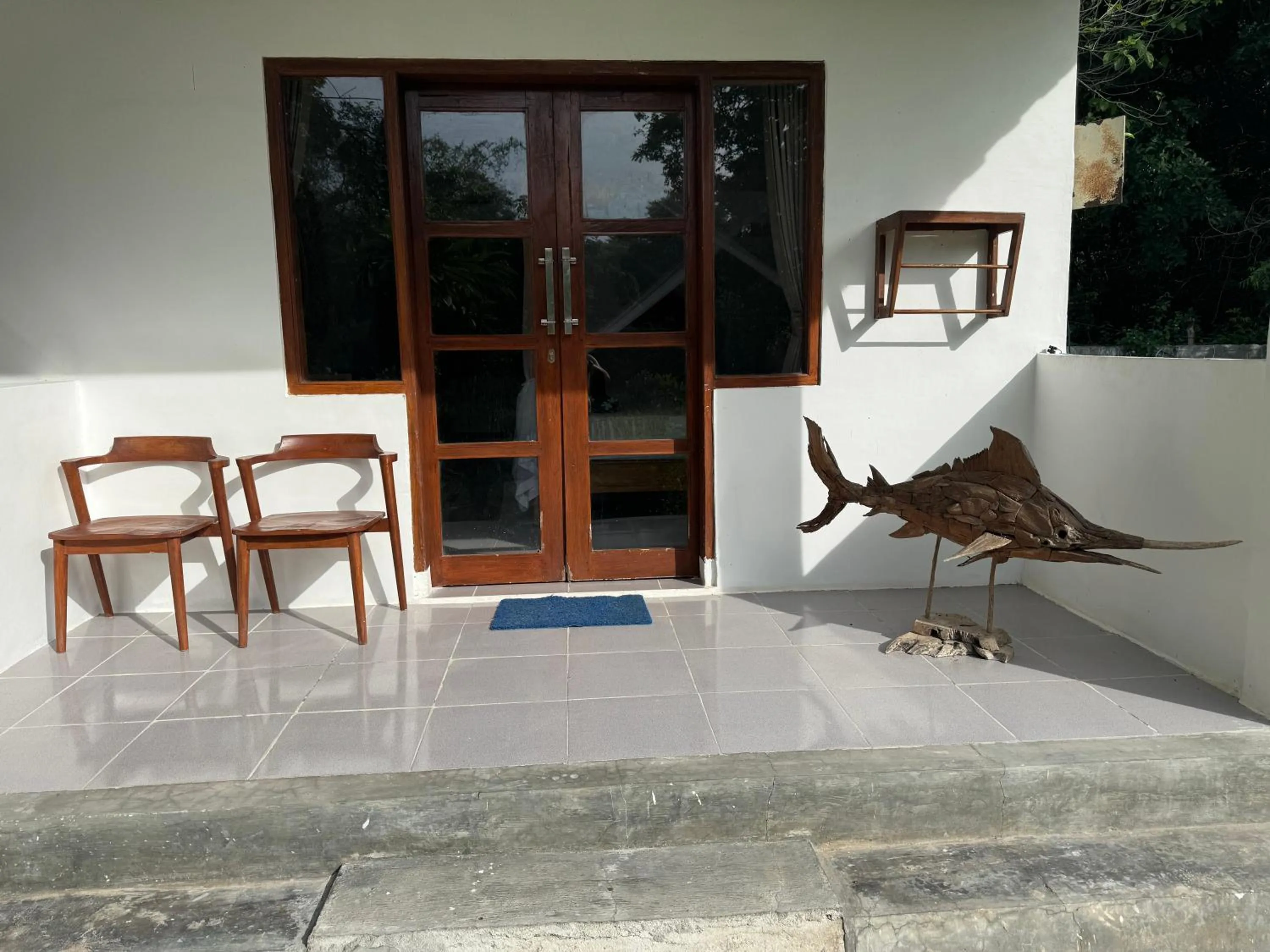 Blue EmOcean Dive Resort