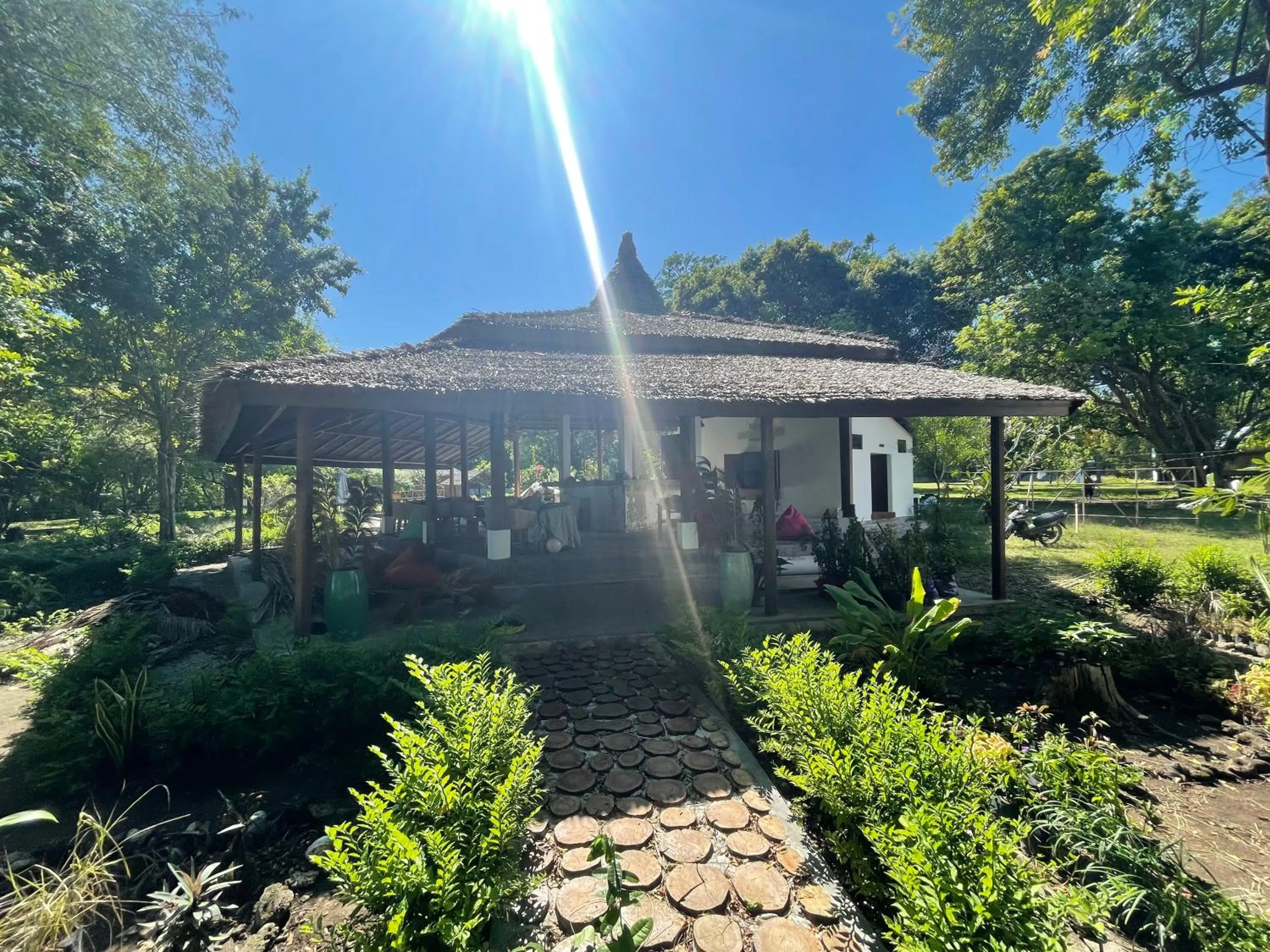 Blue EmOcean Dive Resort