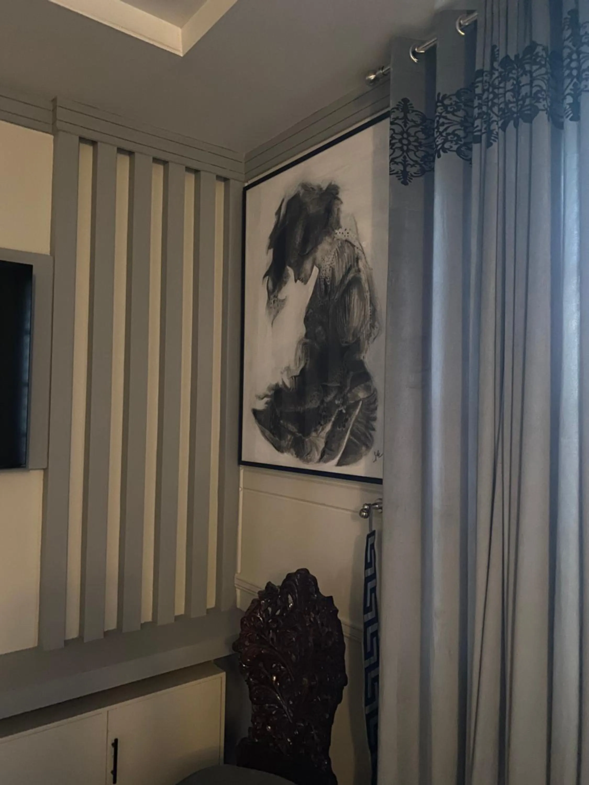 Bedroom in Dirleh Hotel