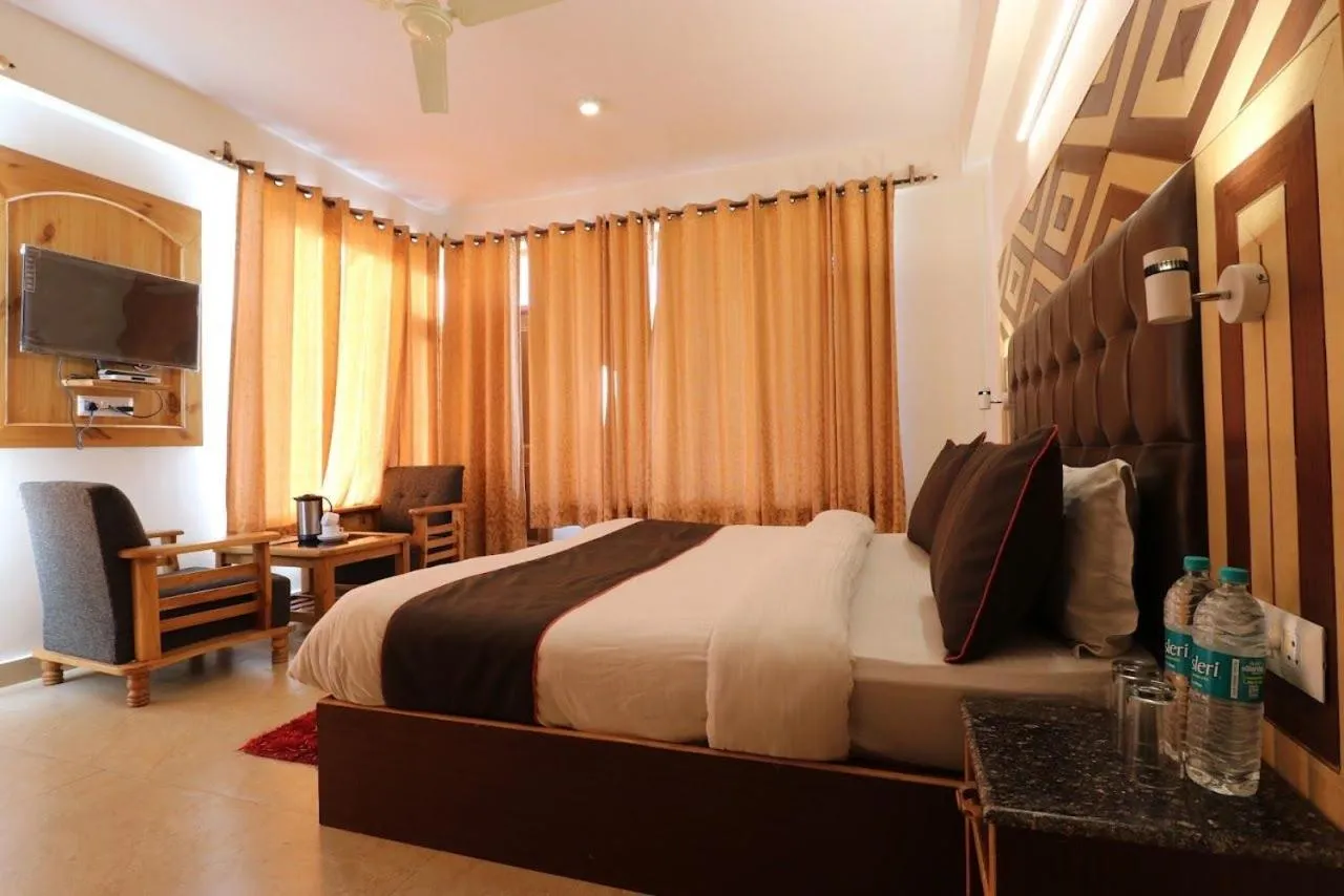 Bed in Hotel Sky Heaven