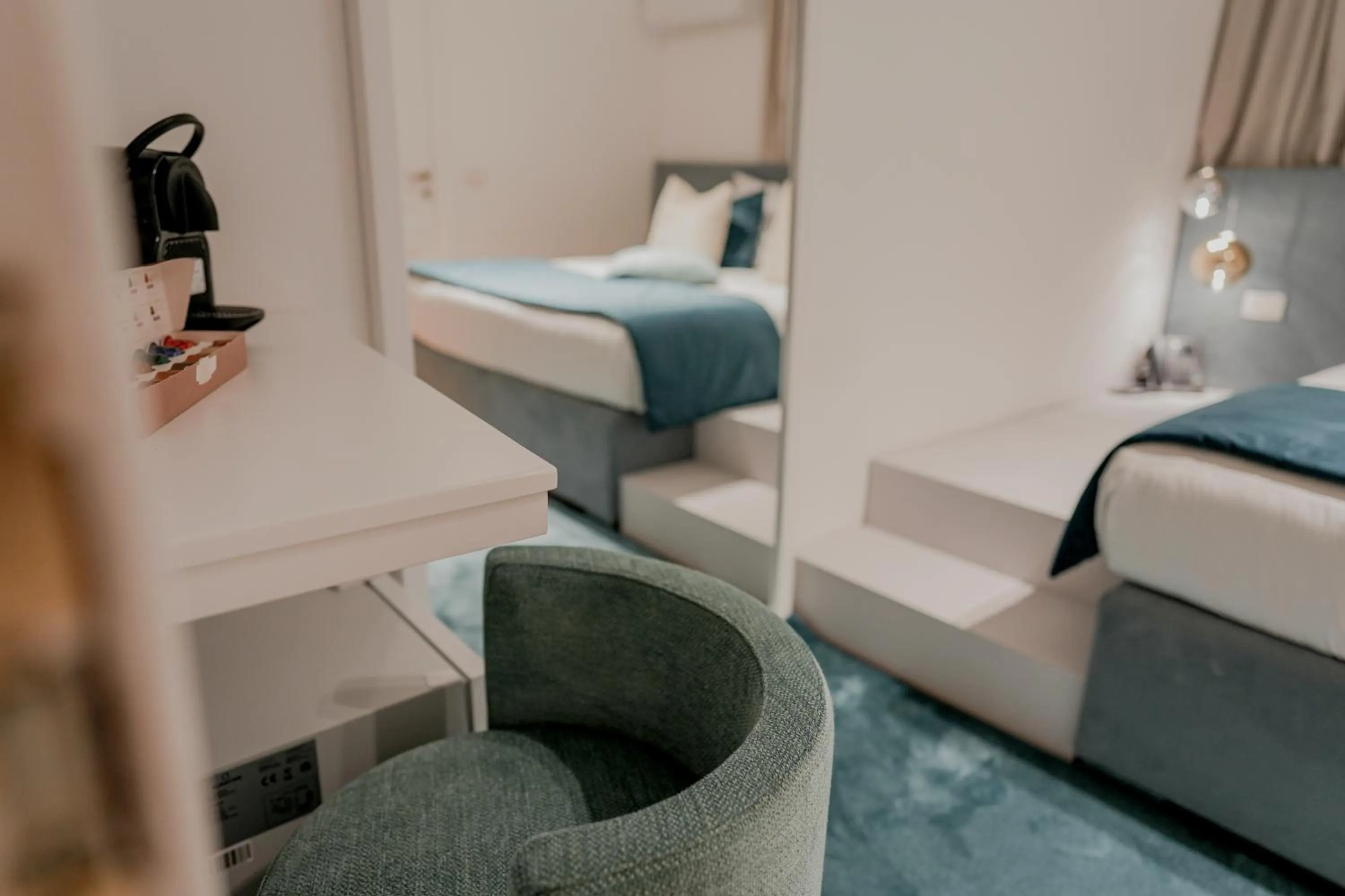 Coffee/tea facilities, Bed in Màs Boutique Hotel Rome