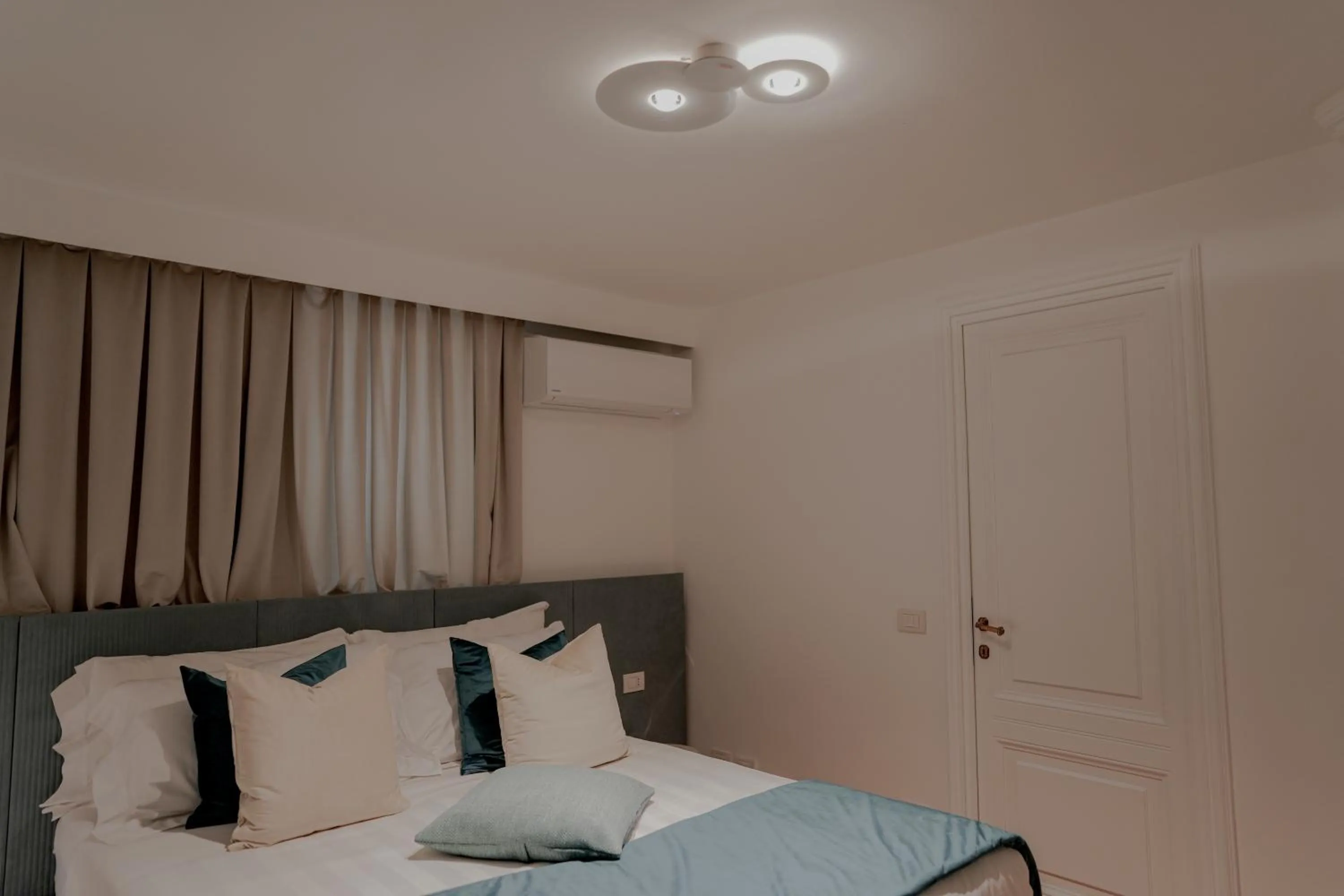 Bed in Màs Boutique Hotel Rome