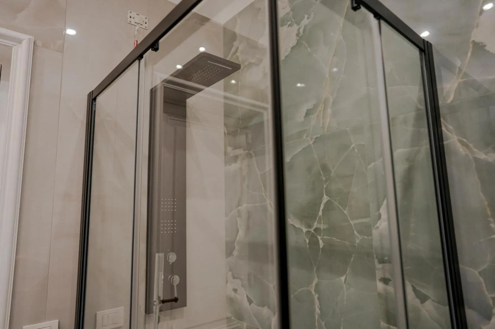 Shower in Màs Boutique Hotel Rome