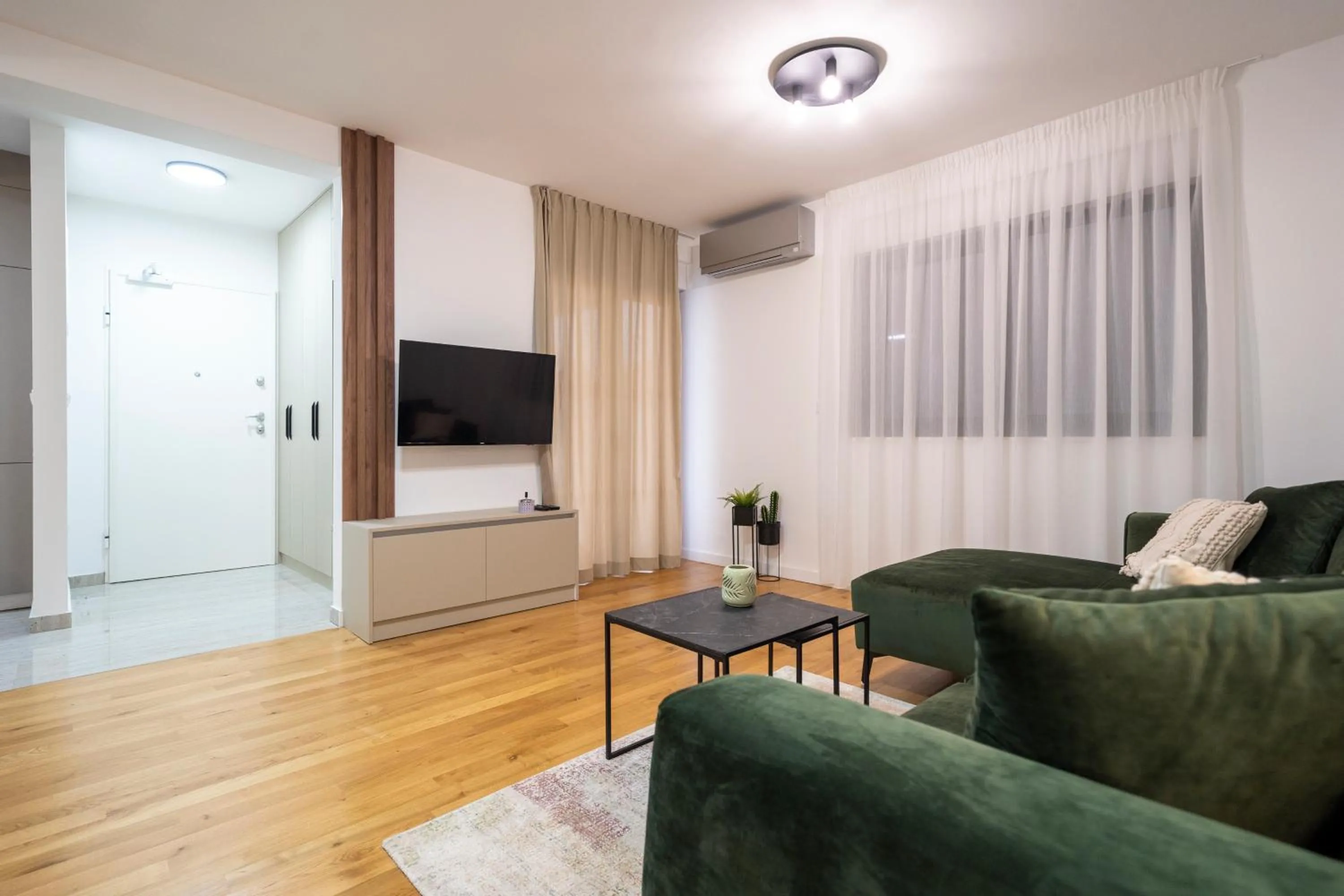 TV and multimedia in Mistral Retreat Zadar
