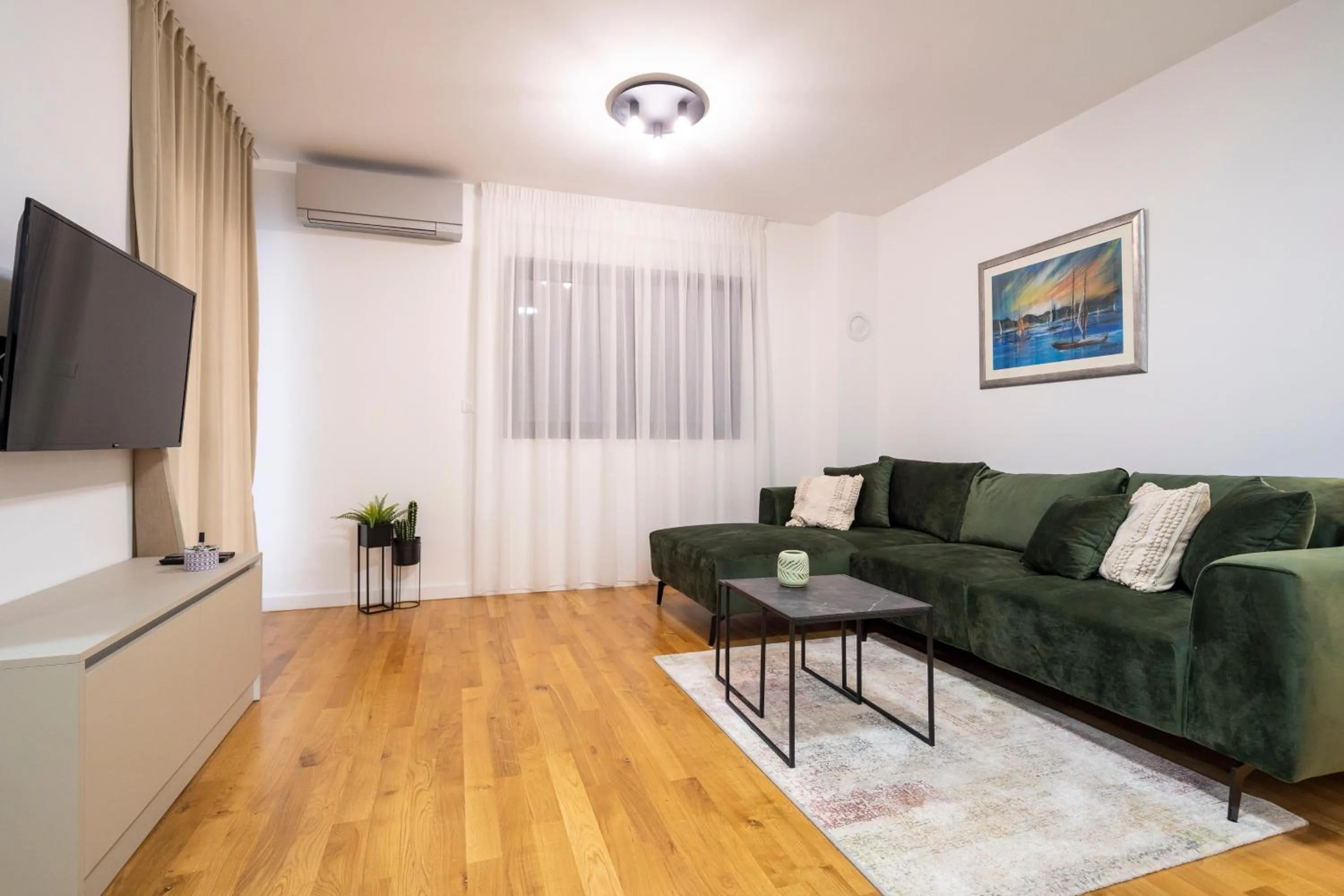 TV and multimedia in Mistral Retreat Zadar