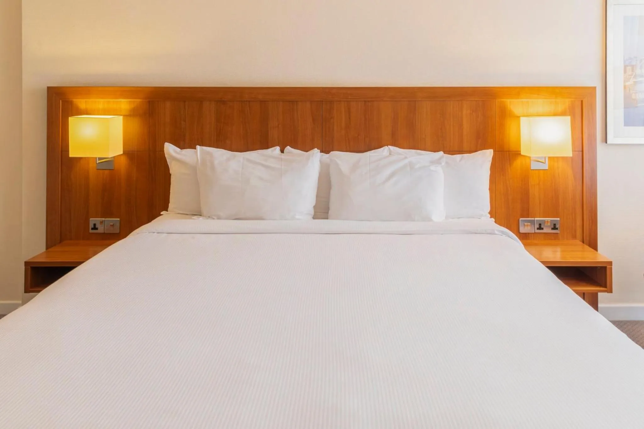 Photo of the whole room, Bed in Holiday Inn Newcastle Gosforth Park by IHG