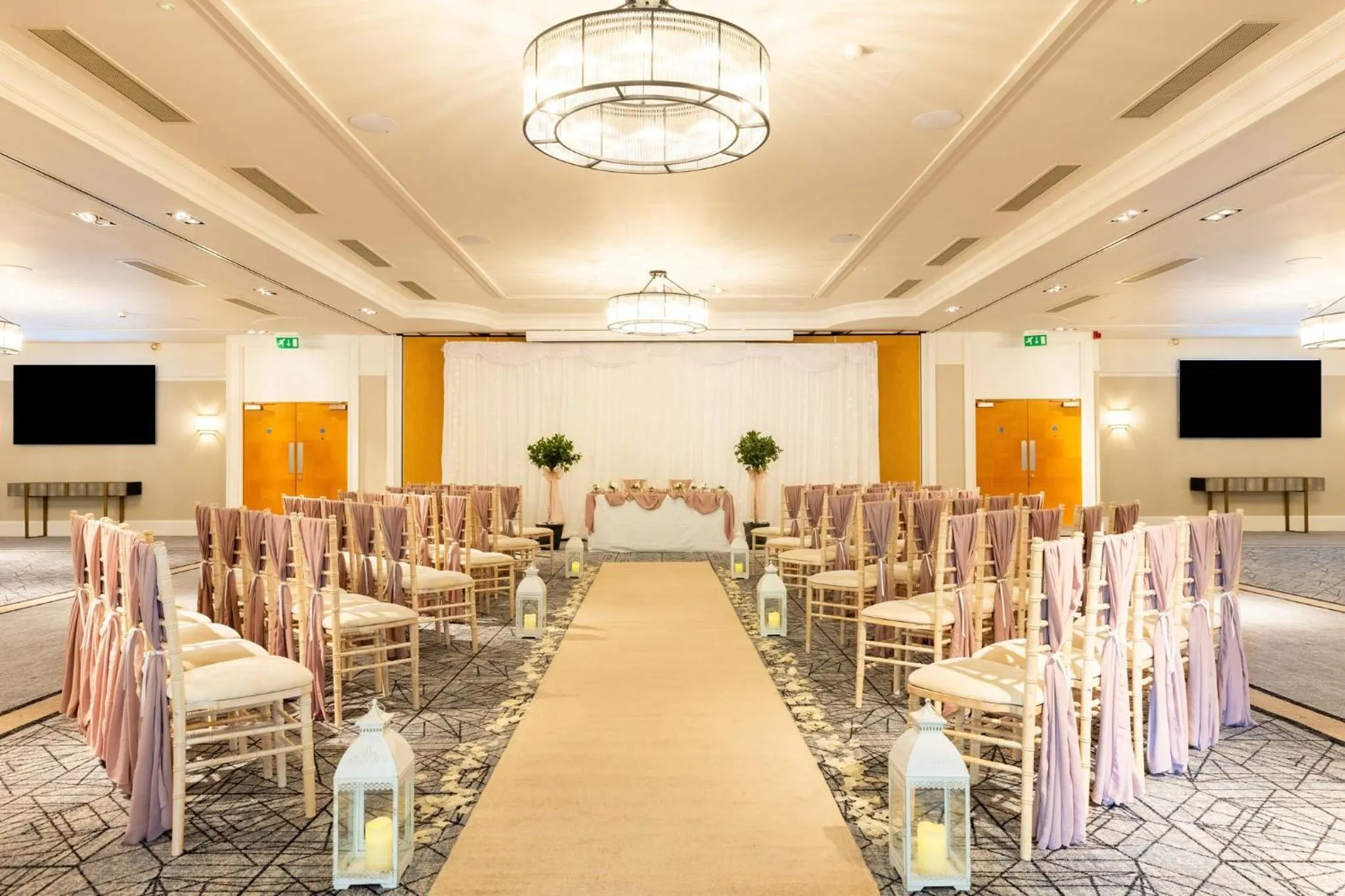 Meeting/conference room in Holiday Inn Newcastle Gosforth Park by IHG