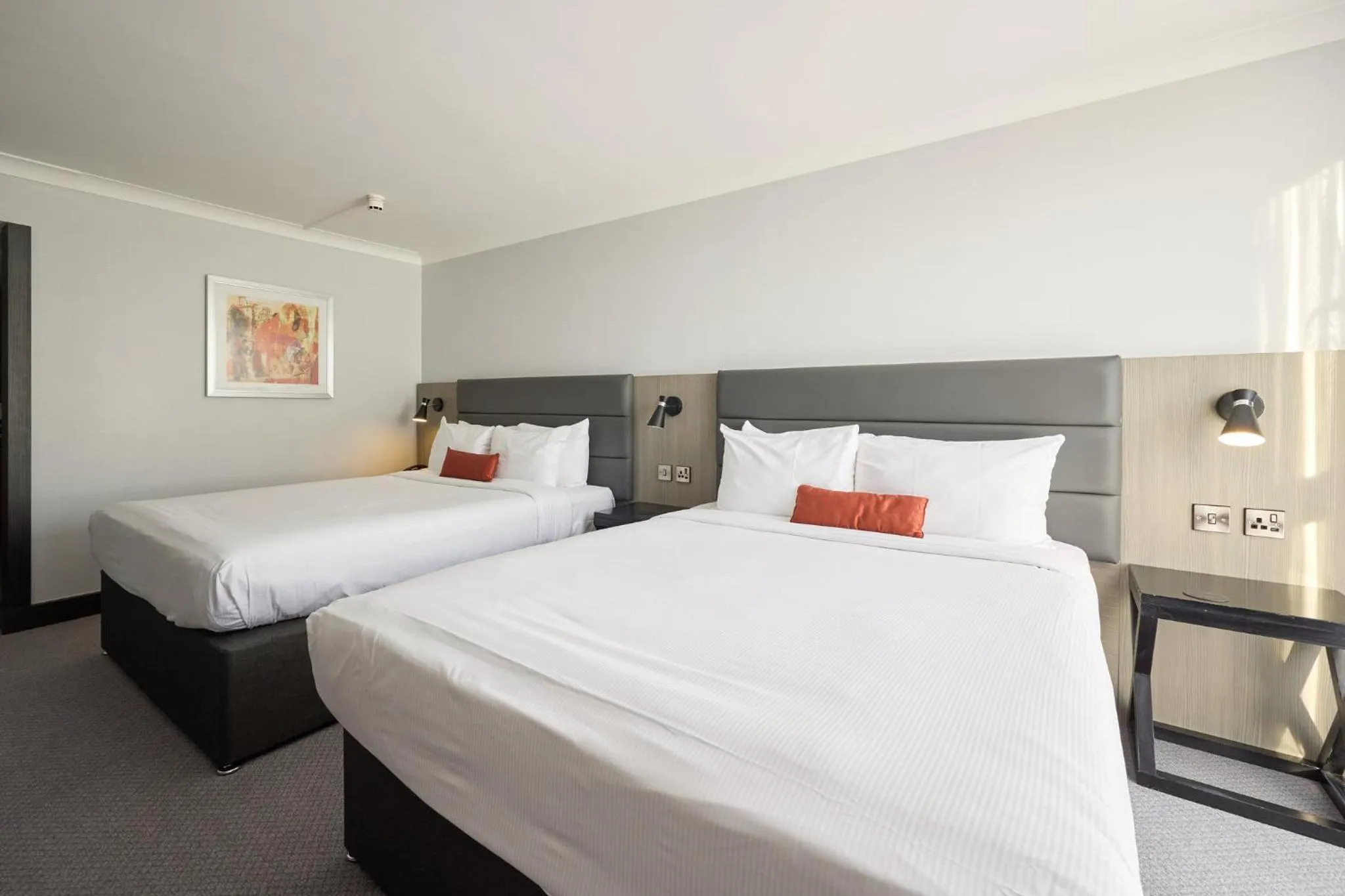 Photo of the whole room, Bed in Holiday Inn Newcastle Gosforth Park by IHG