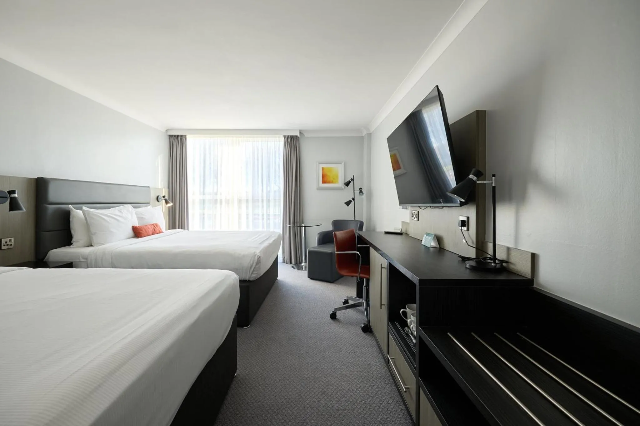 Photo of the whole room, Bed in Holiday Inn Newcastle Gosforth Park by IHG