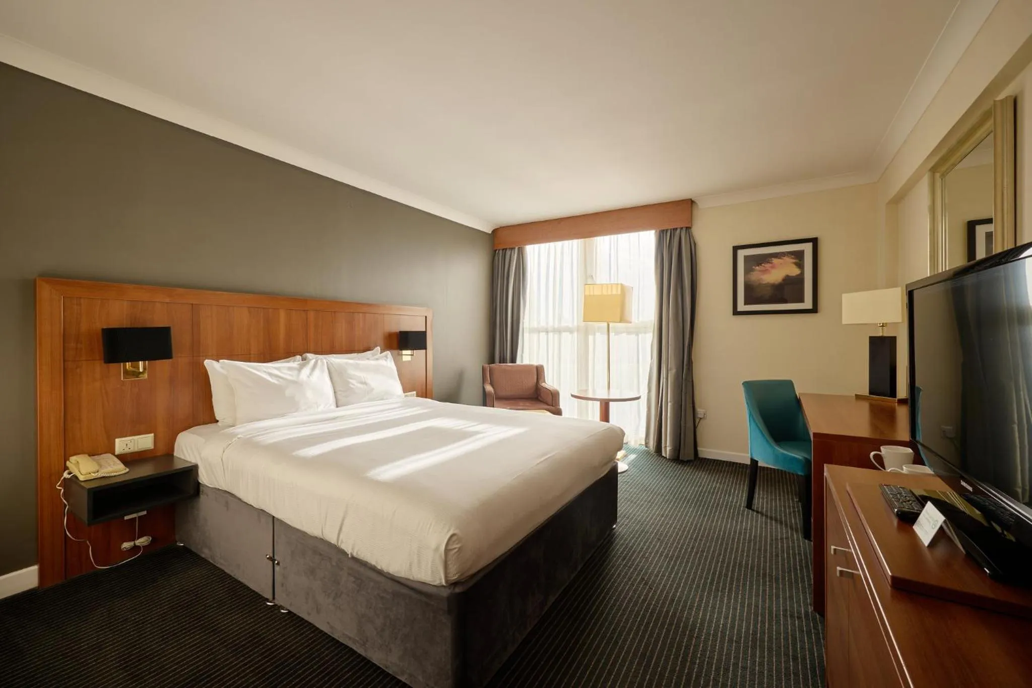 Photo of the whole room, Bed in Holiday Inn Newcastle Gosforth Park by IHG